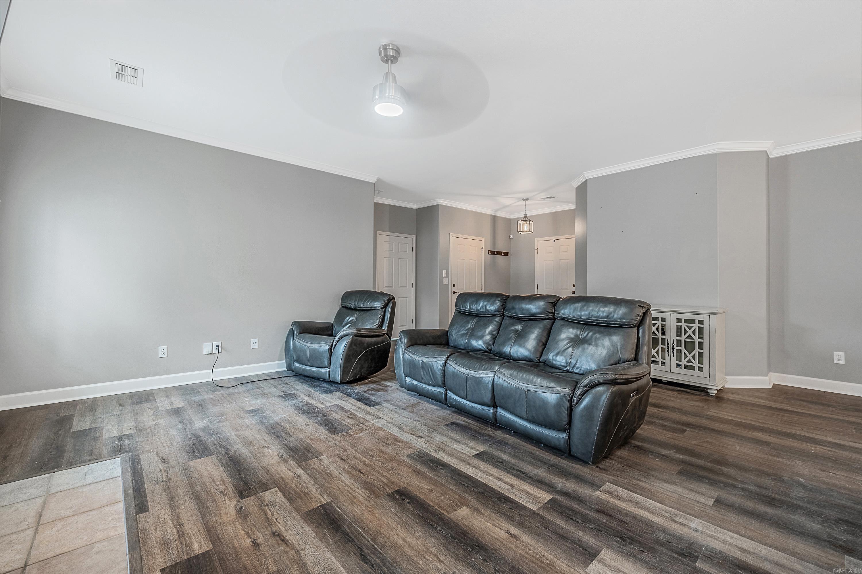 12 Garden Oaks Drive