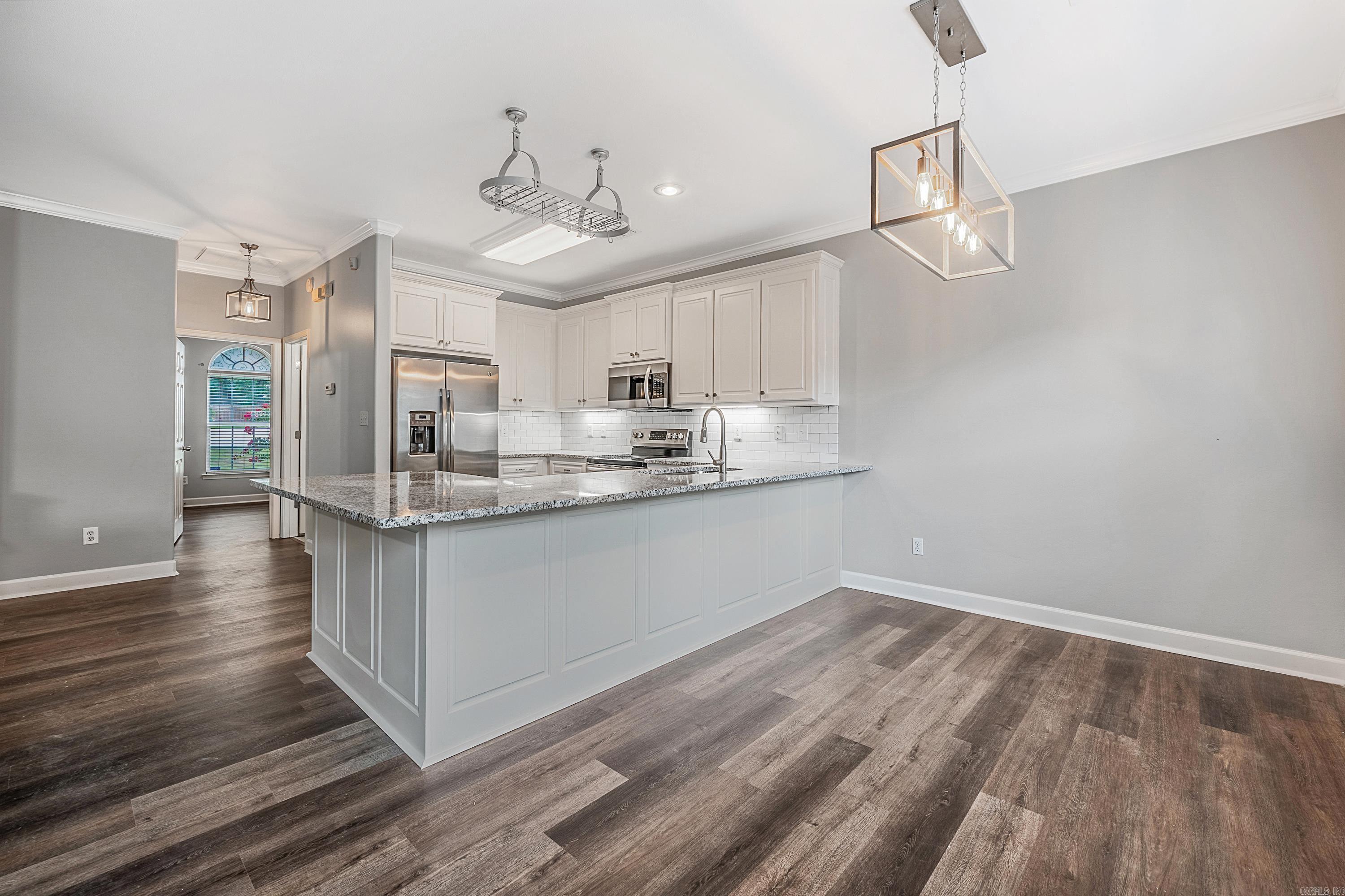 12 Garden Oaks Drive