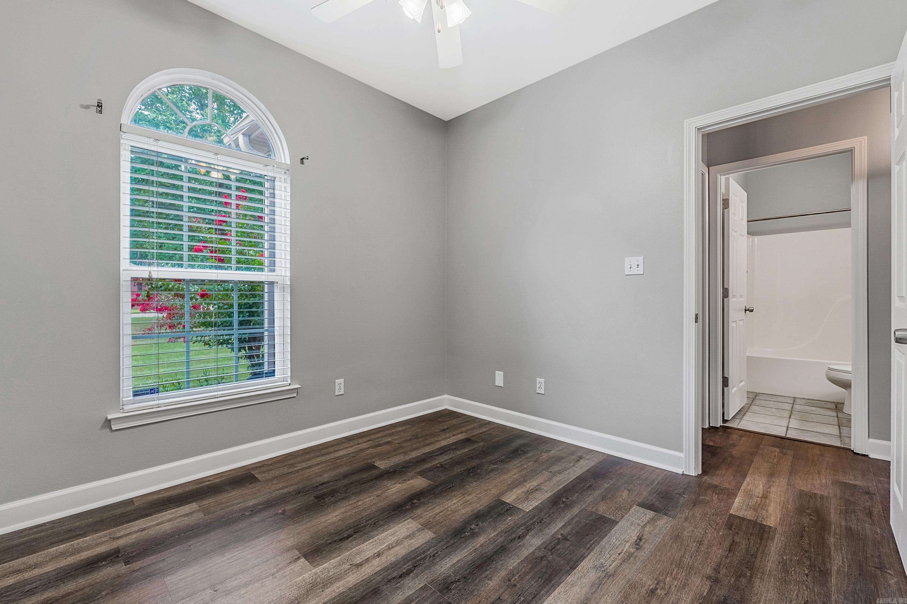 12 Garden Oaks Drive