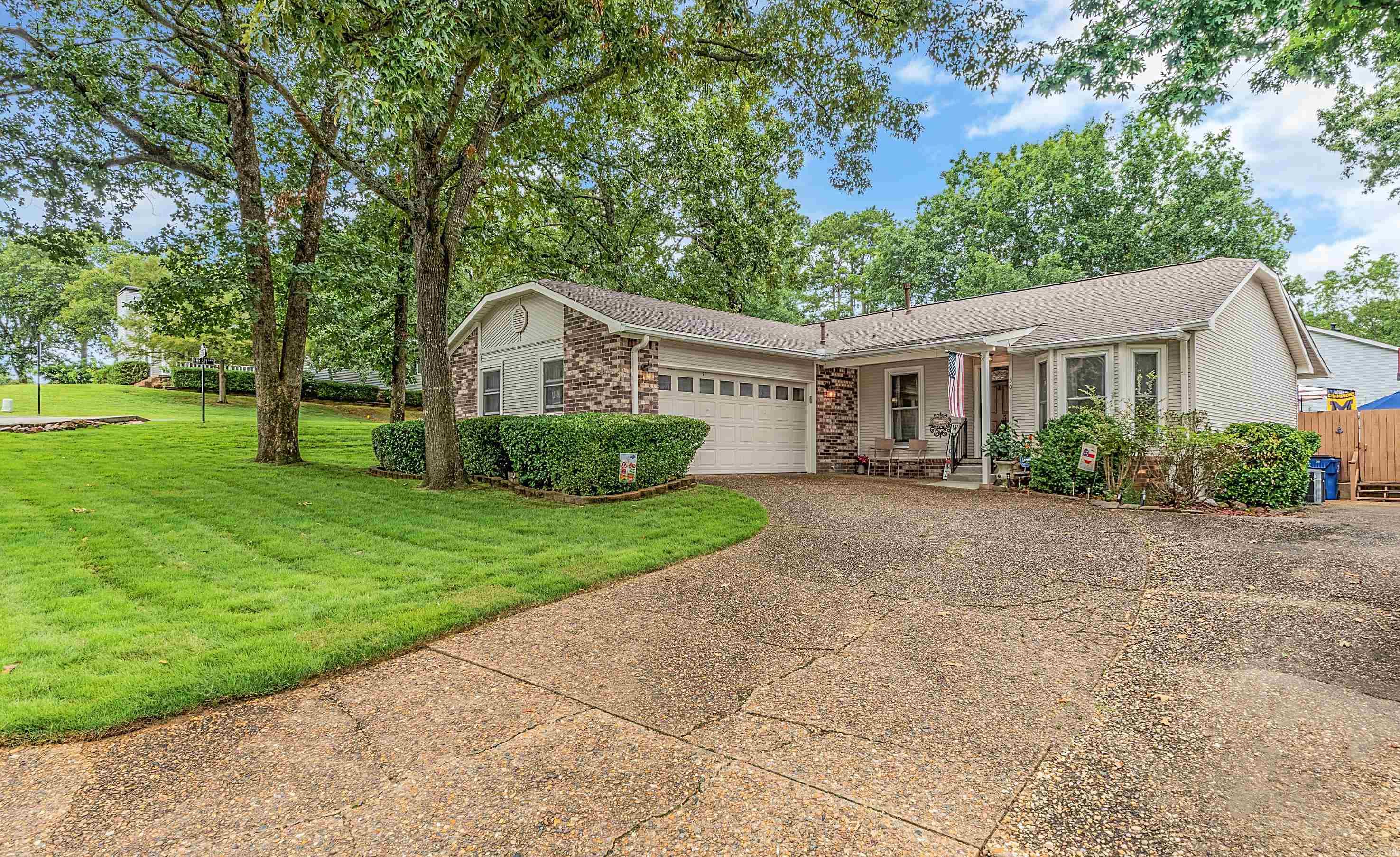 30 Ophelia Drive
