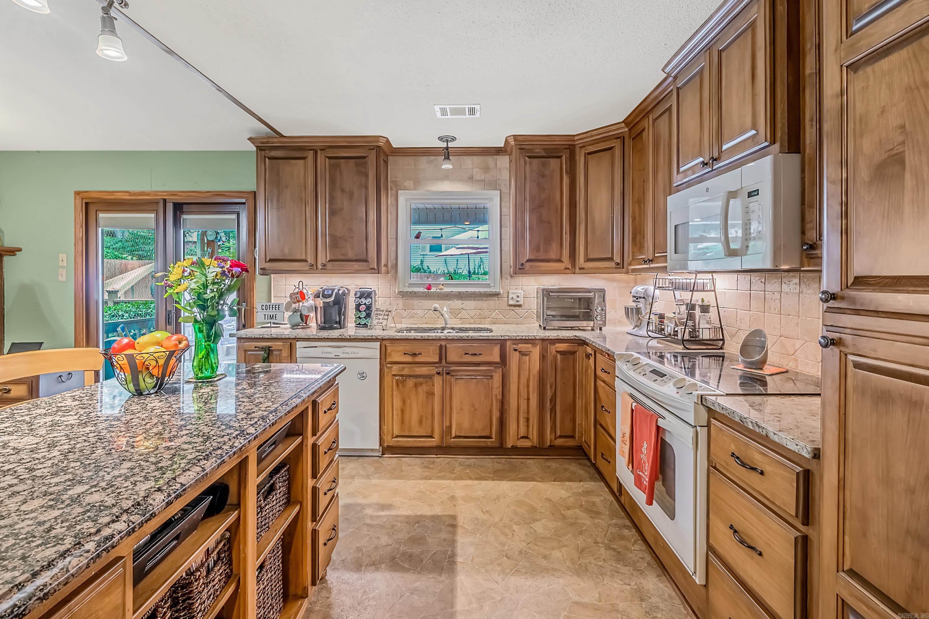30 Ophelia Drive