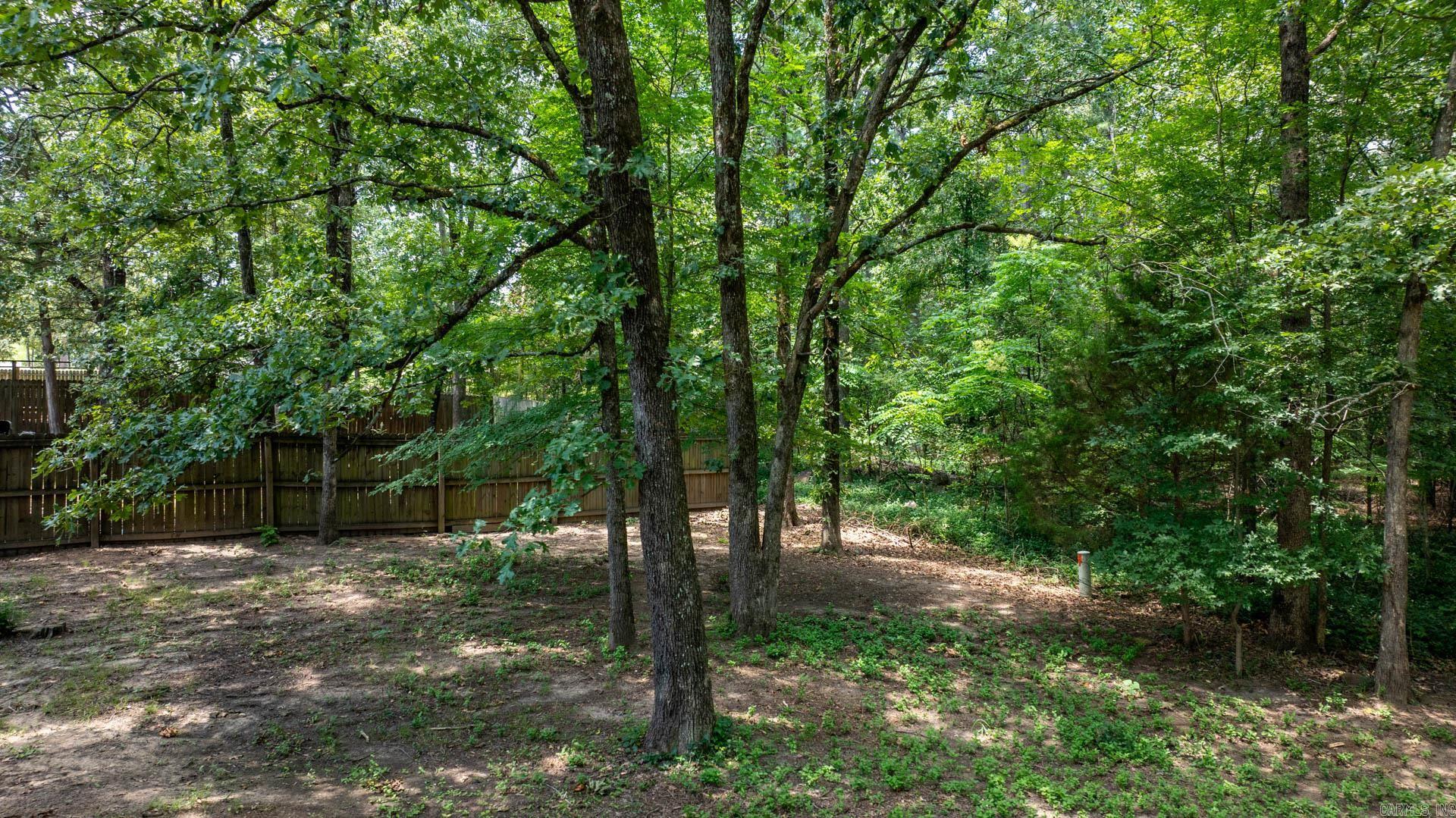 5 Oakridge Drive