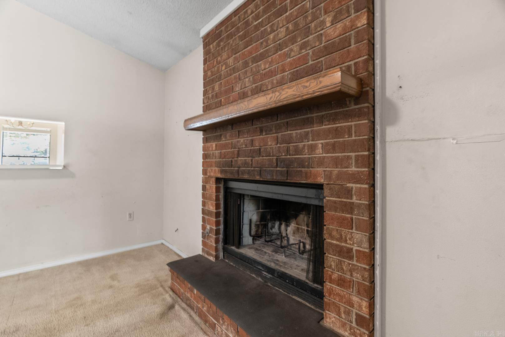 5 Oakridge Drive