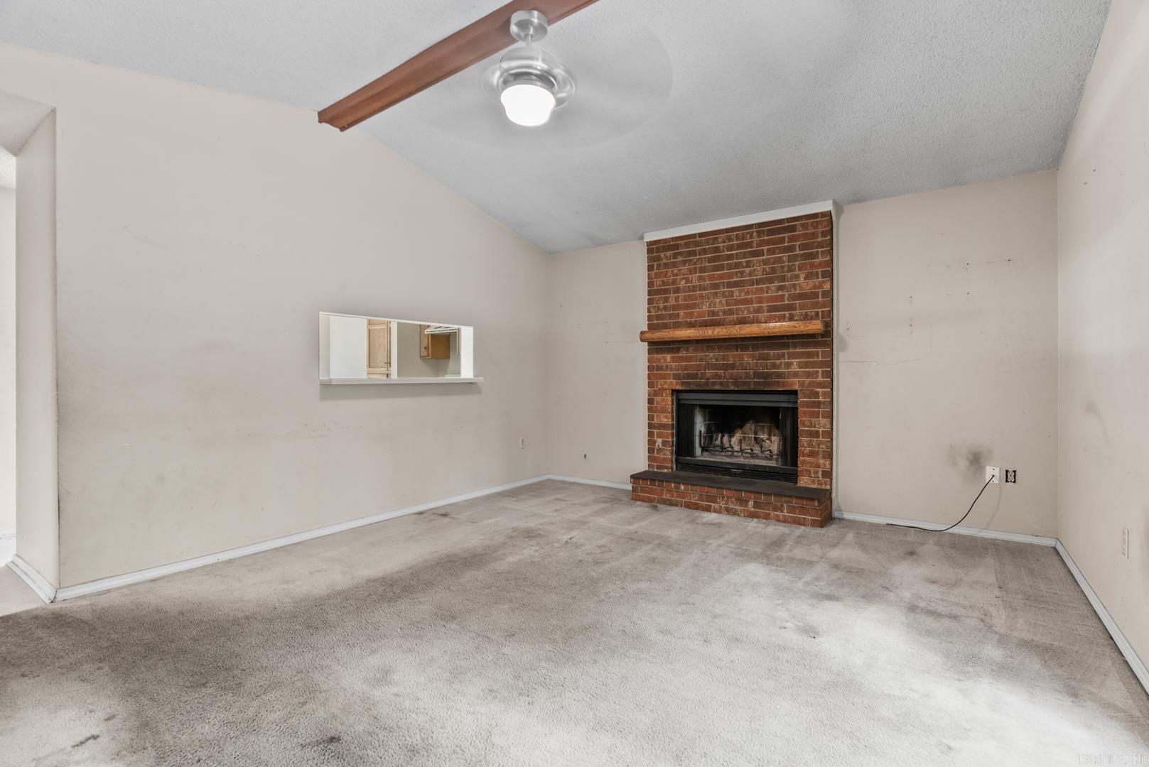 5 Oakridge Drive