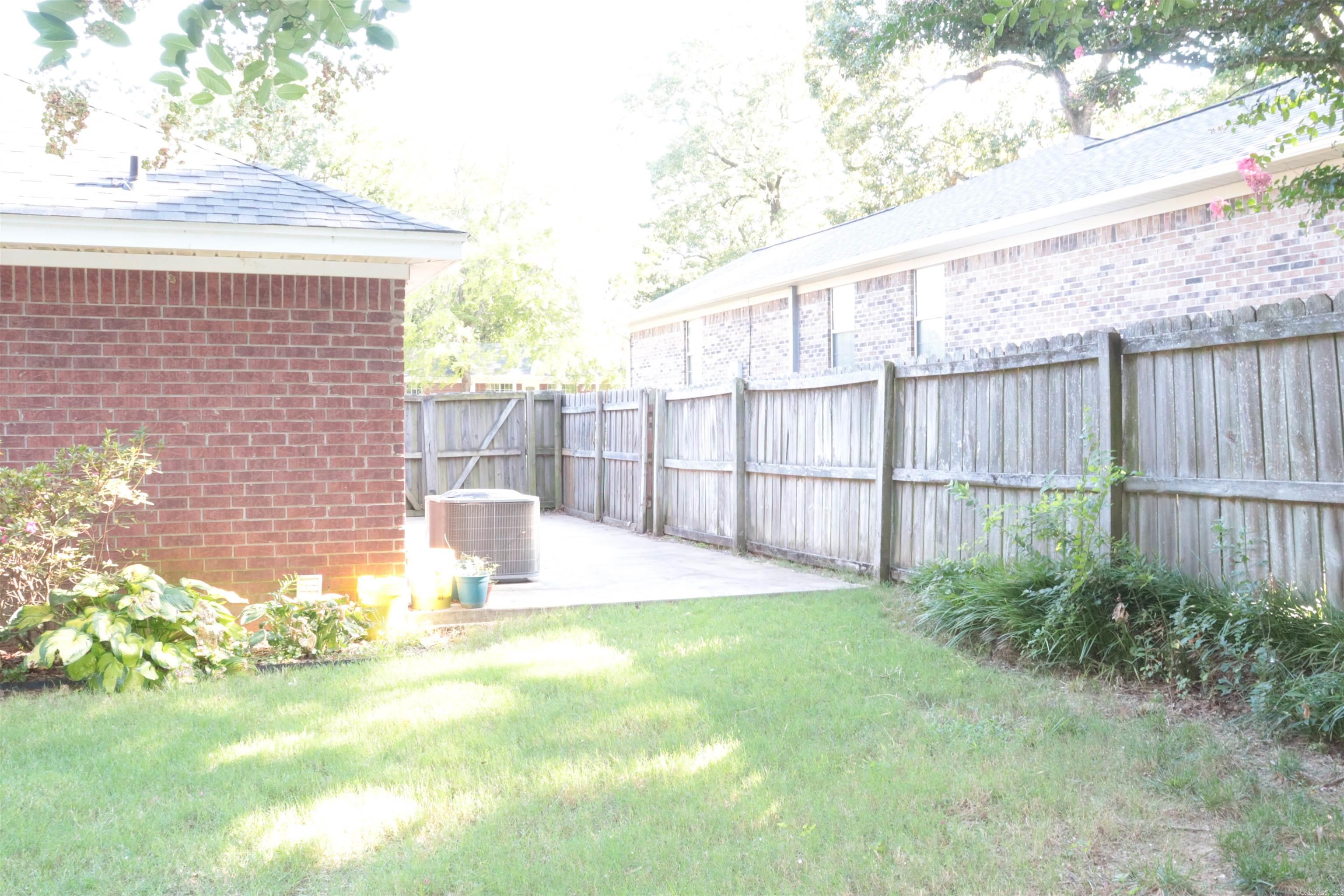 1406 Wild Rose Circle