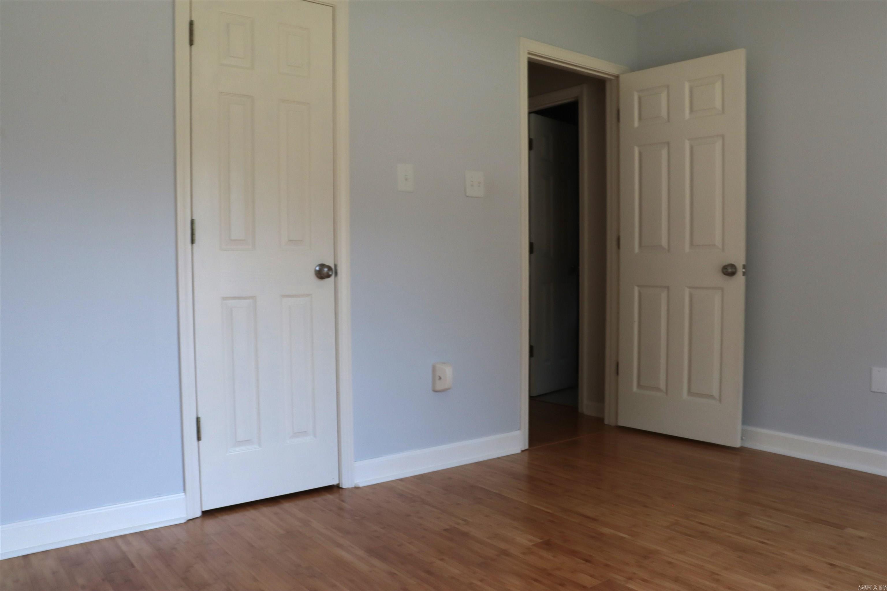 1406 Wild Rose Circle
