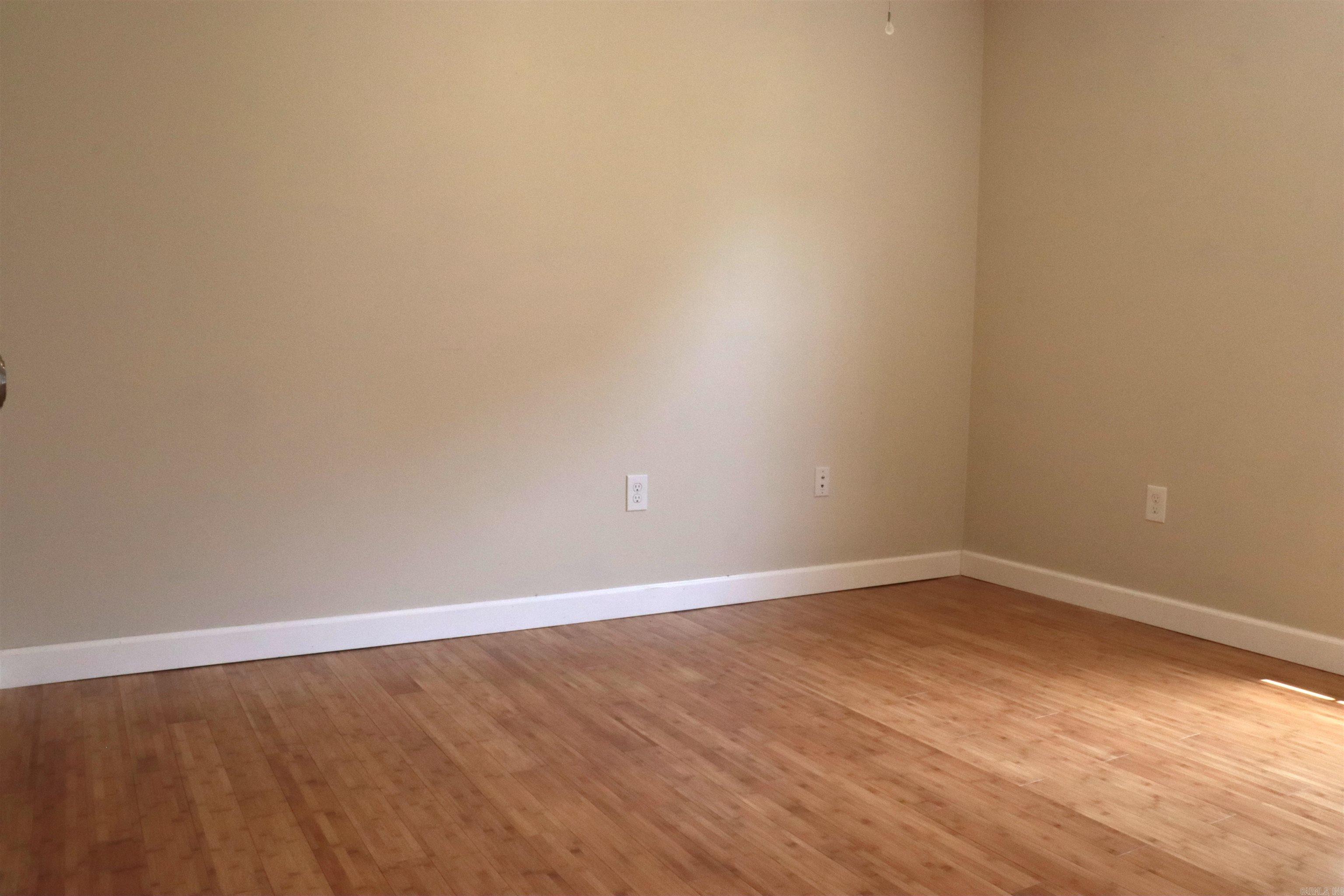 1406 Wild Rose Circle