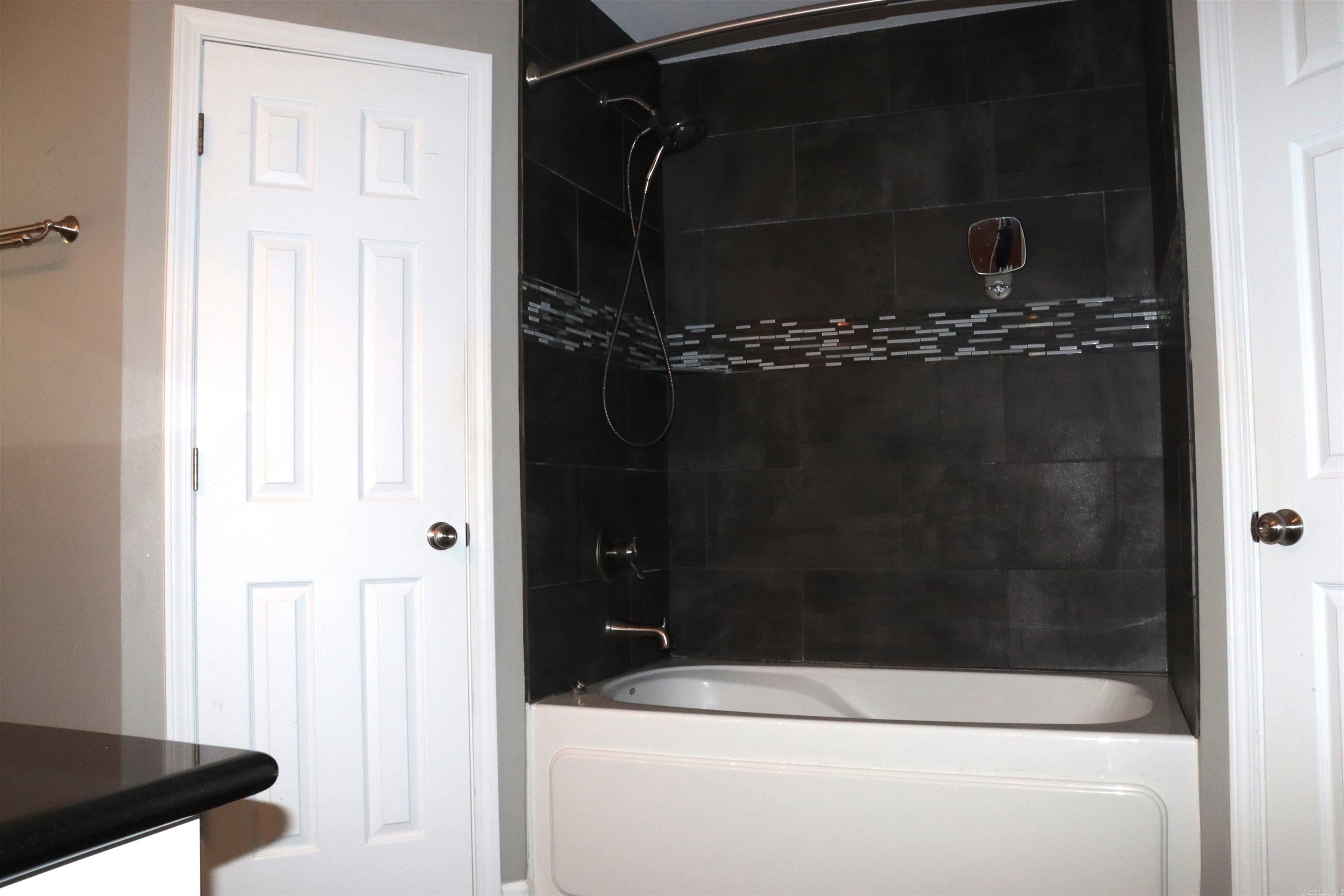 1406 Wild Rose Circle