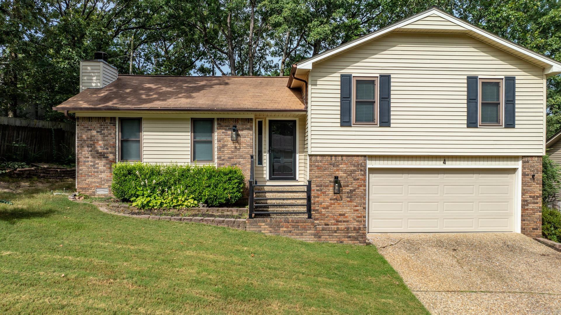 4 Turtle Creek Court