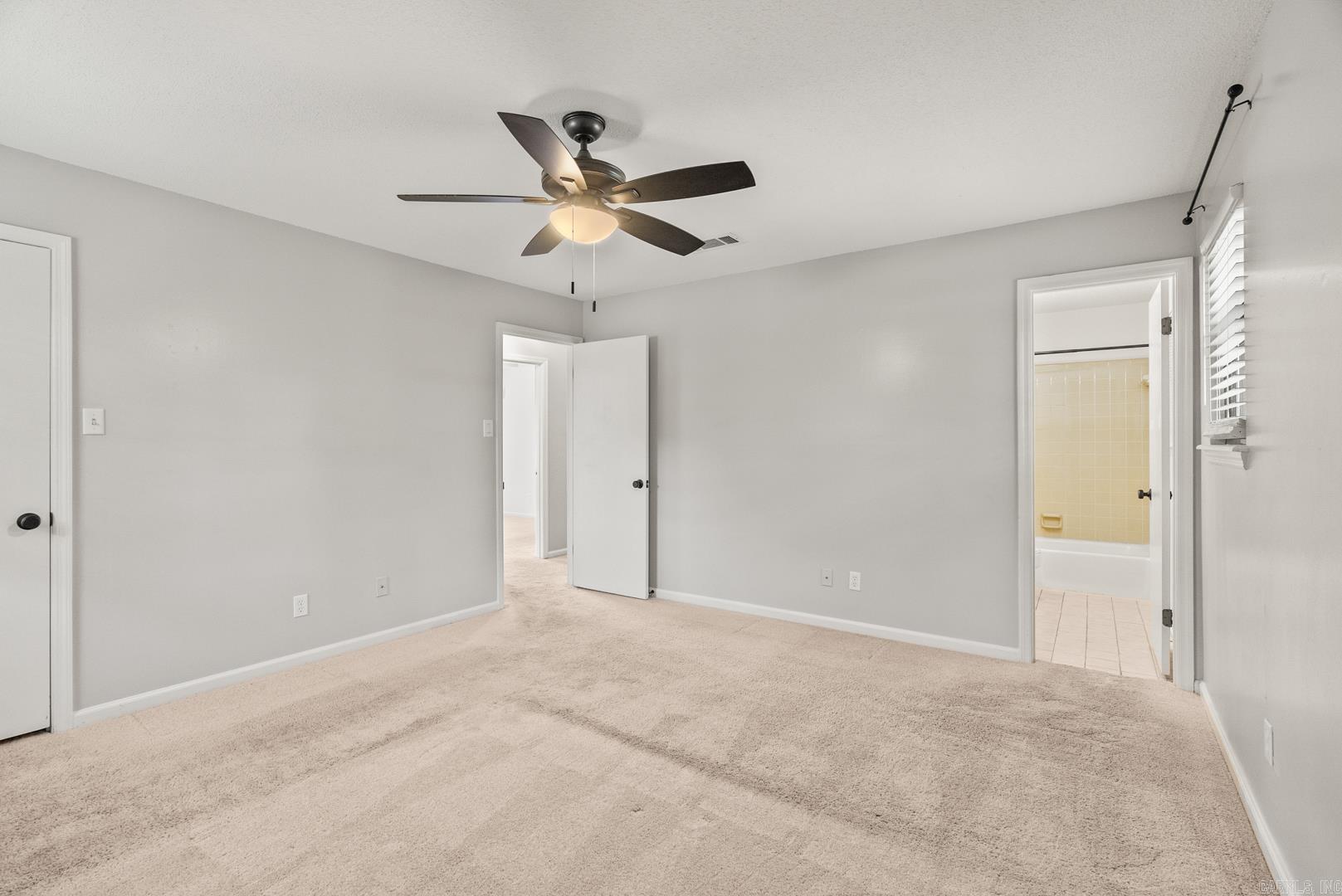 4 Turtle Creek Court