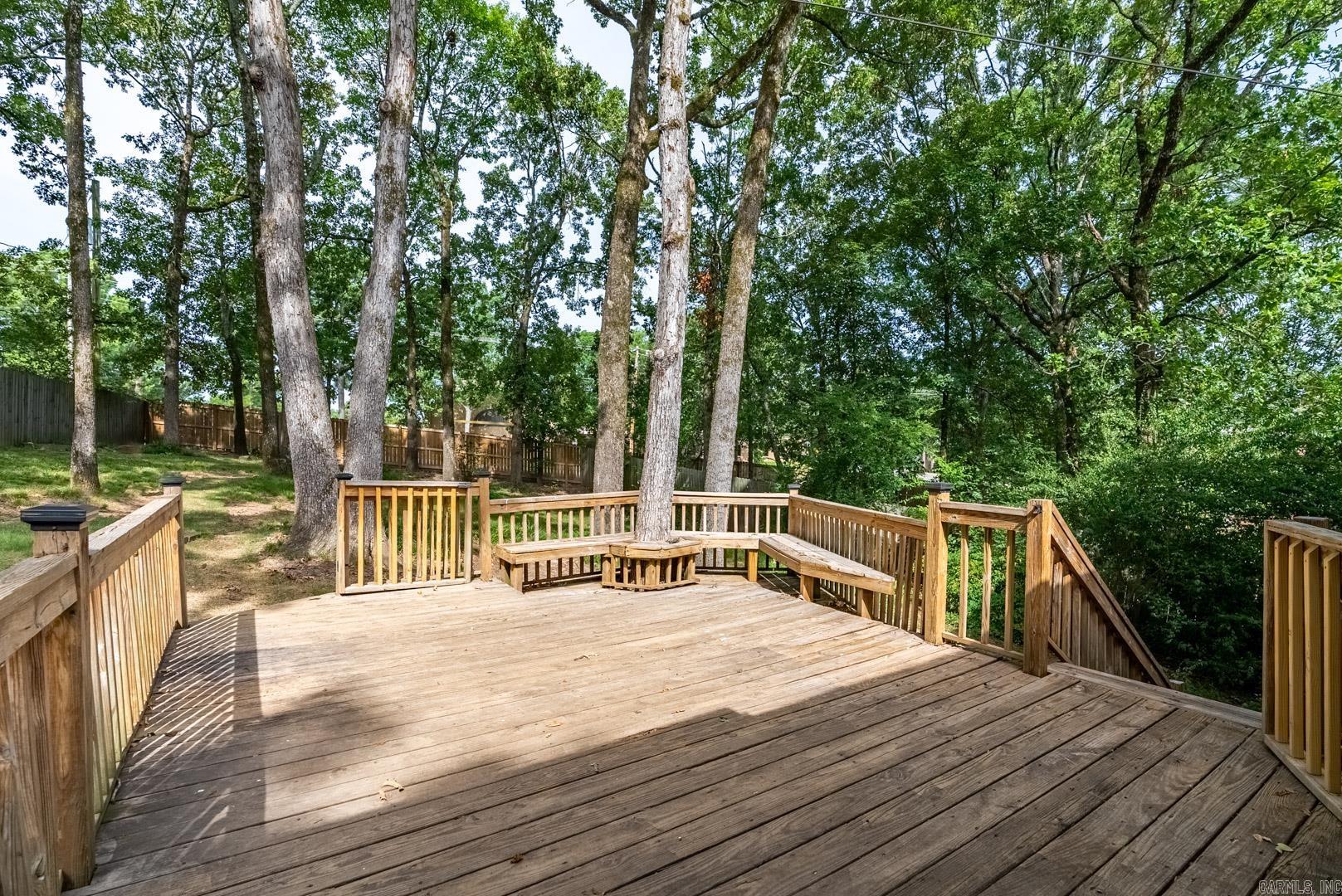 4 Turtle Creek Court