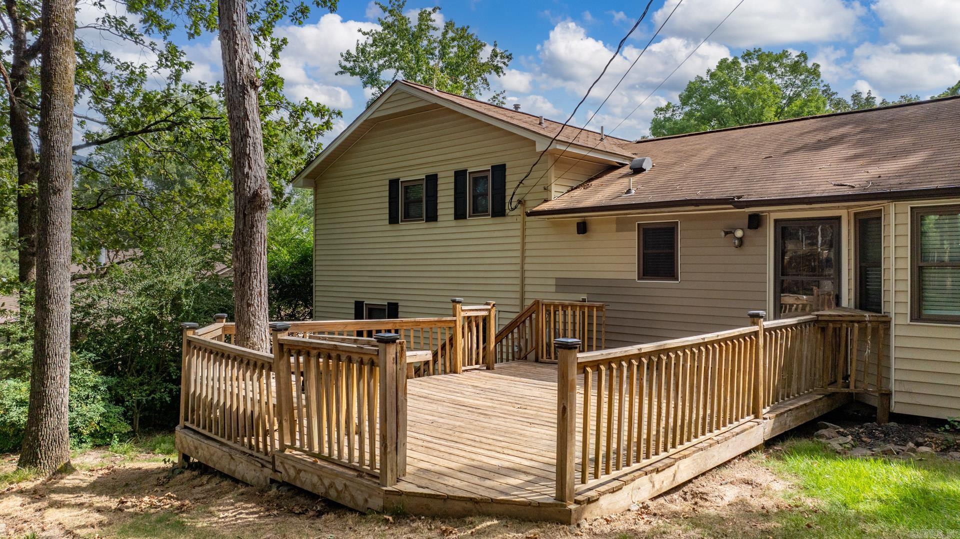 4 Turtle Creek Court