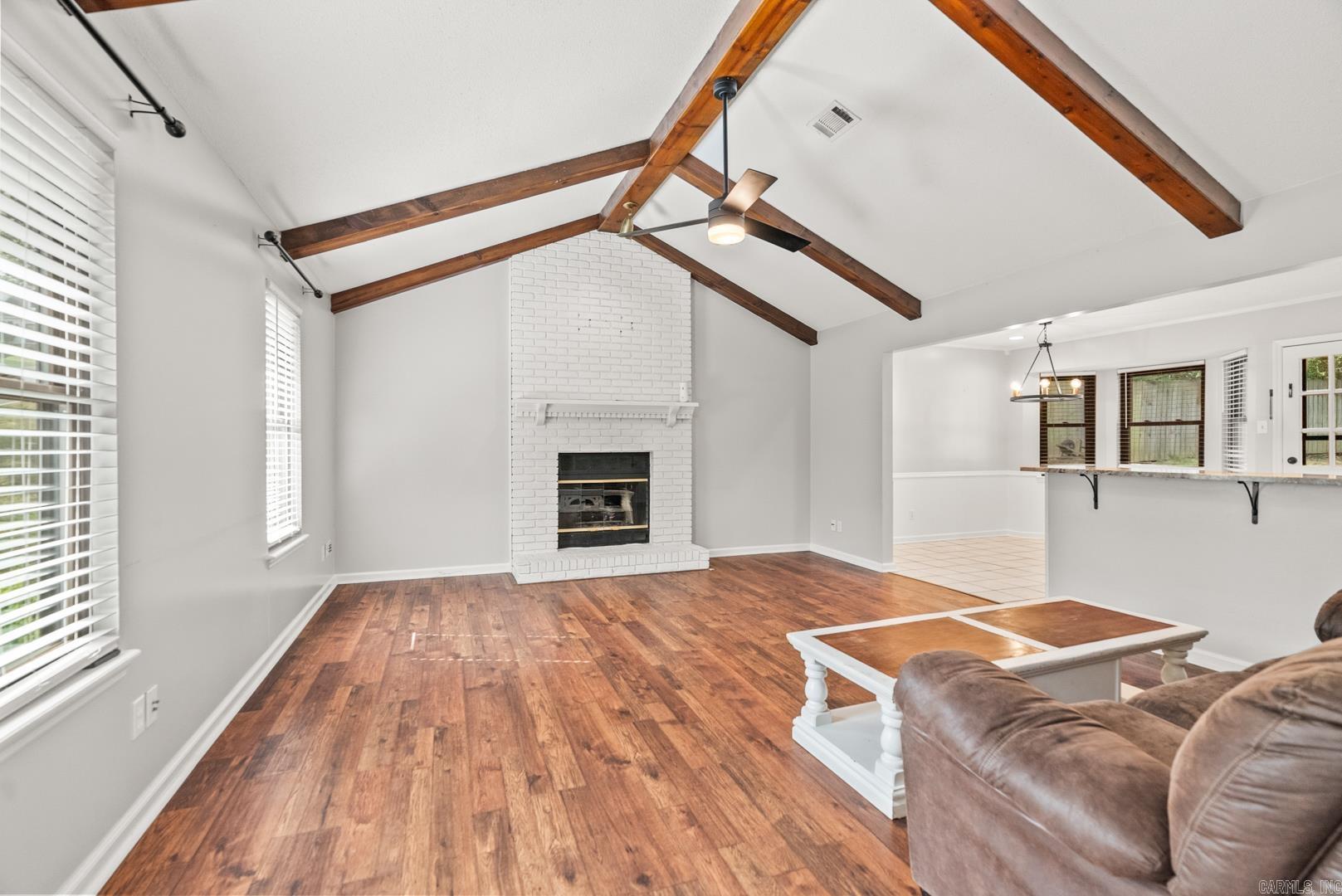 4 Turtle Creek Court