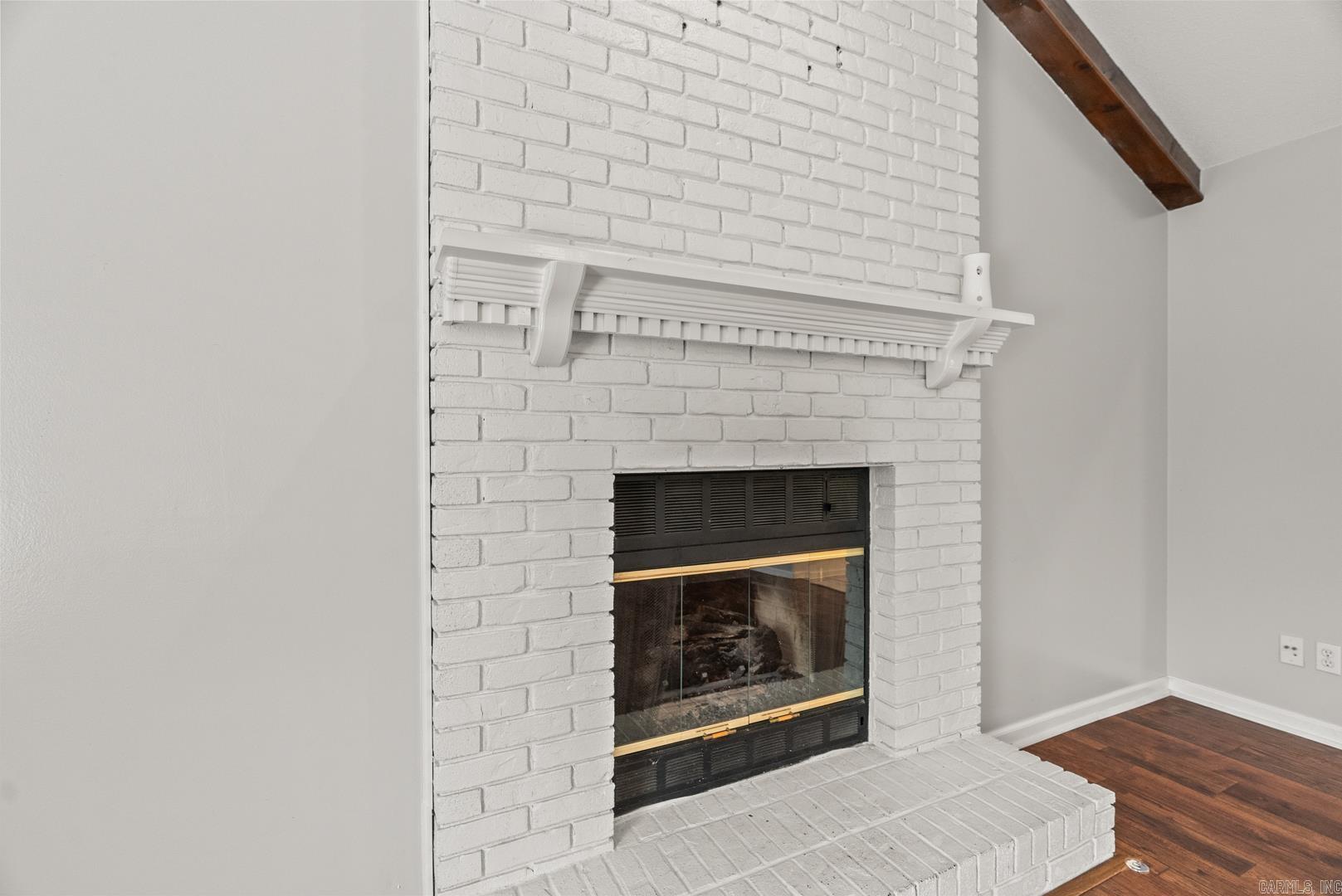 4 Turtle Creek Court