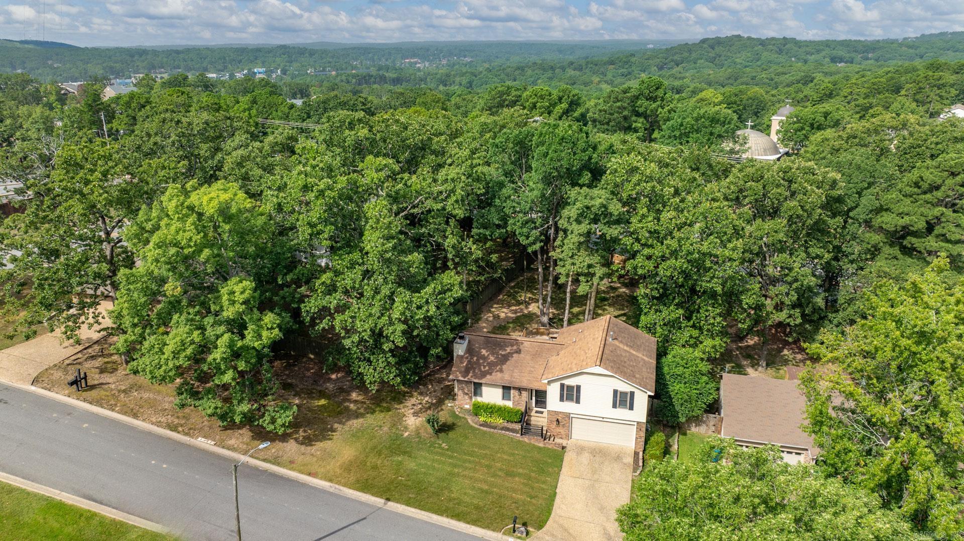 4 Turtle Creek Court