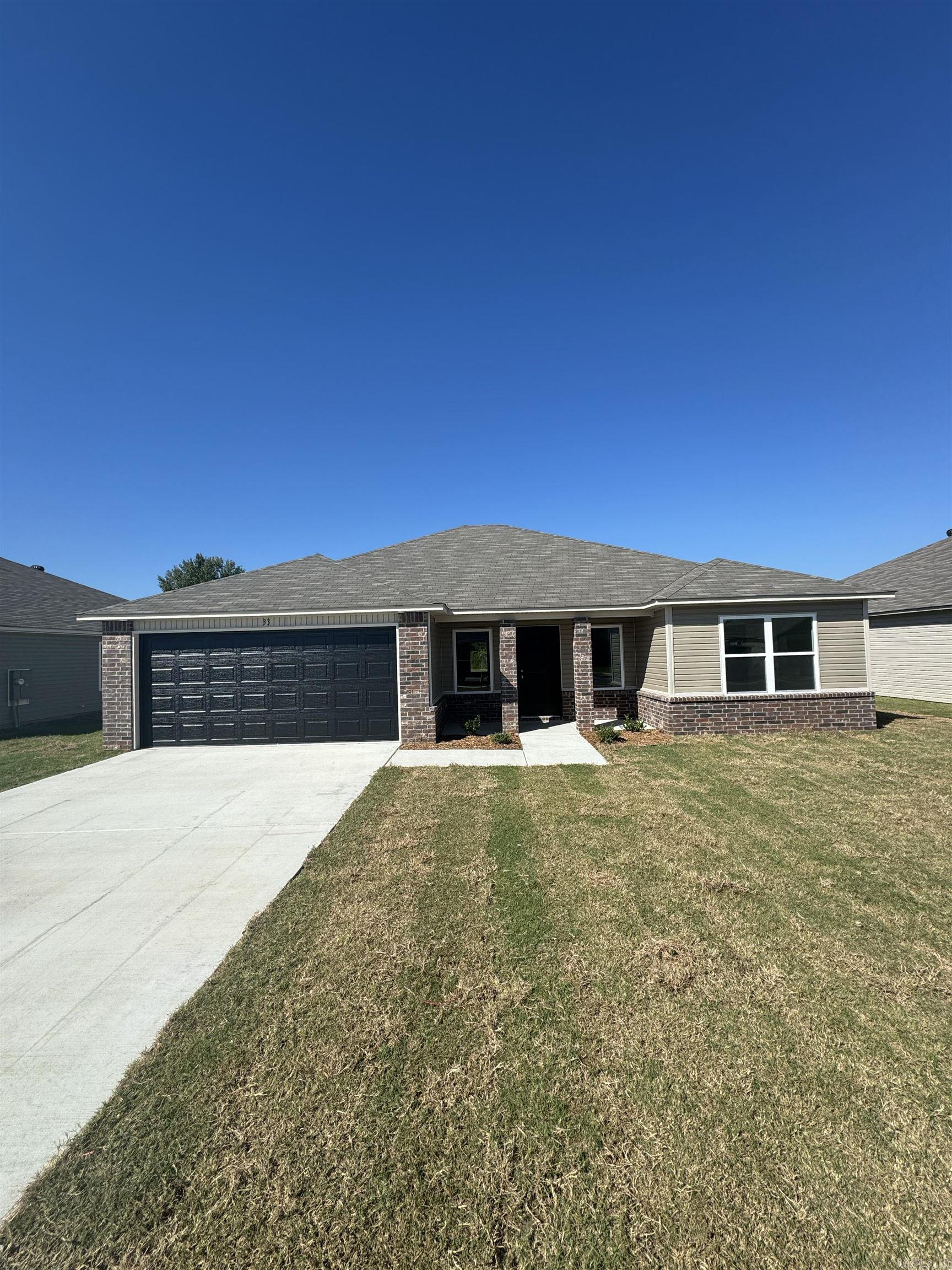 33 Farmhouse Circle