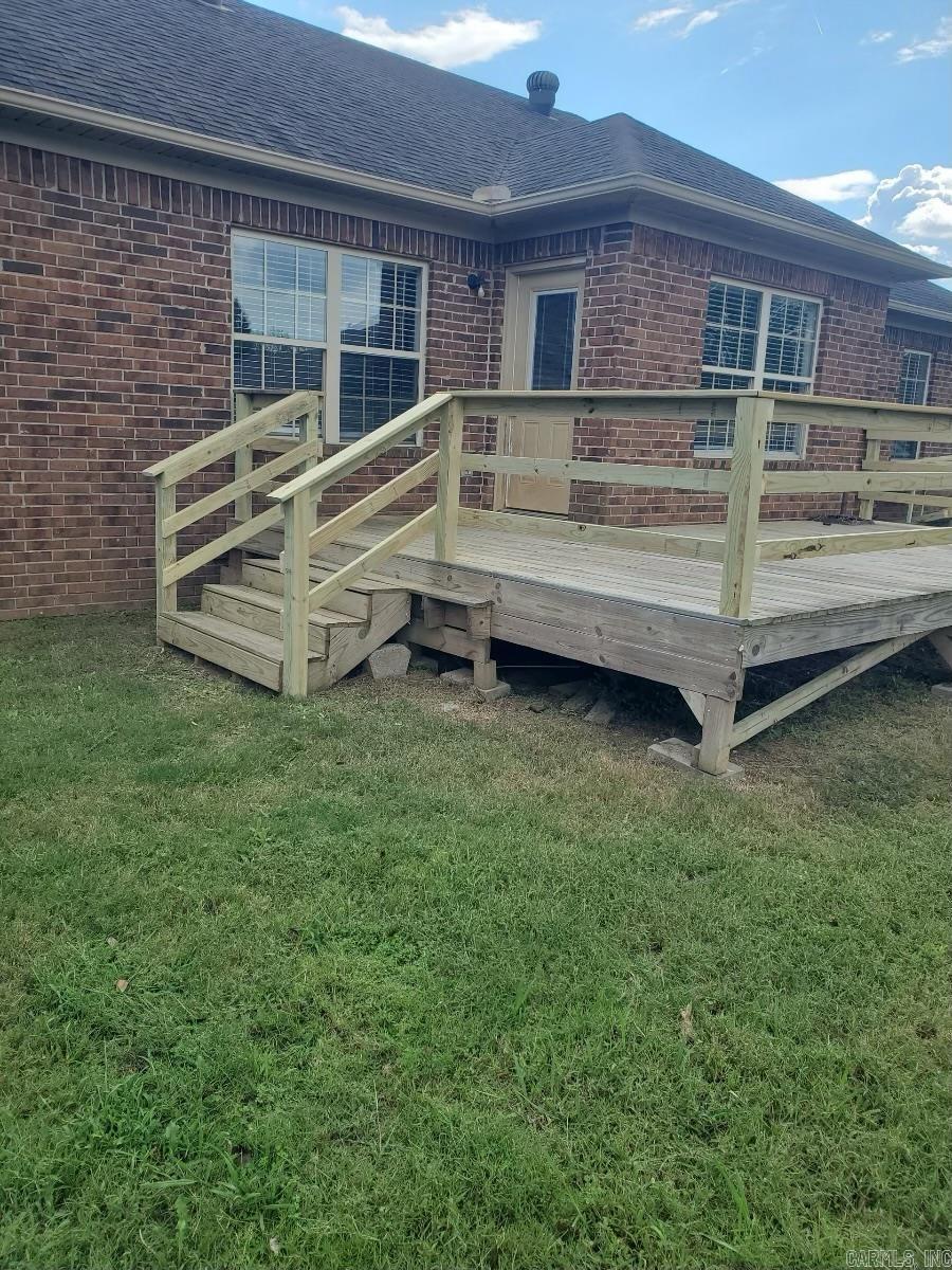 2411 Palisade Drive