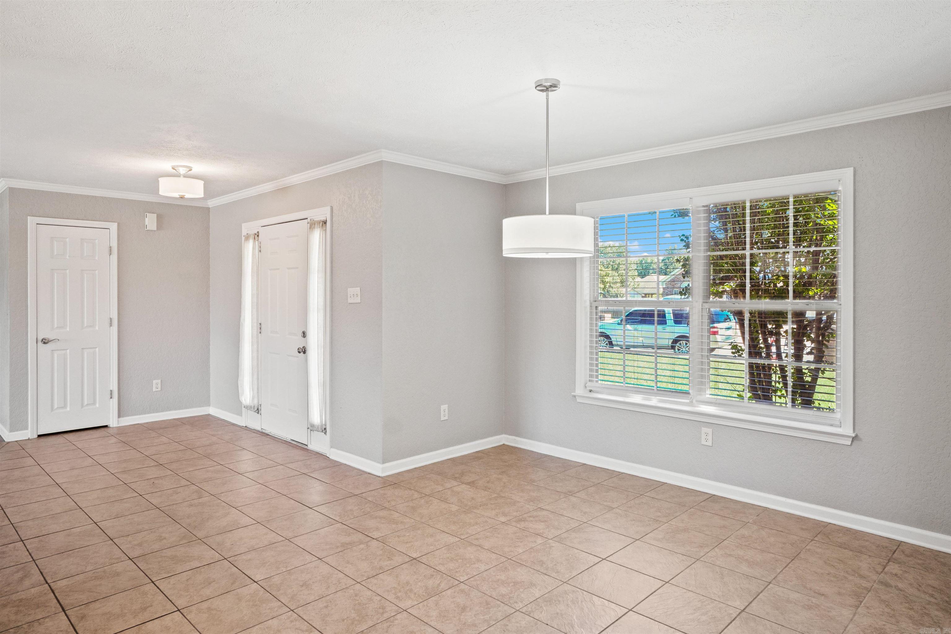 2411 Palisade Drive
