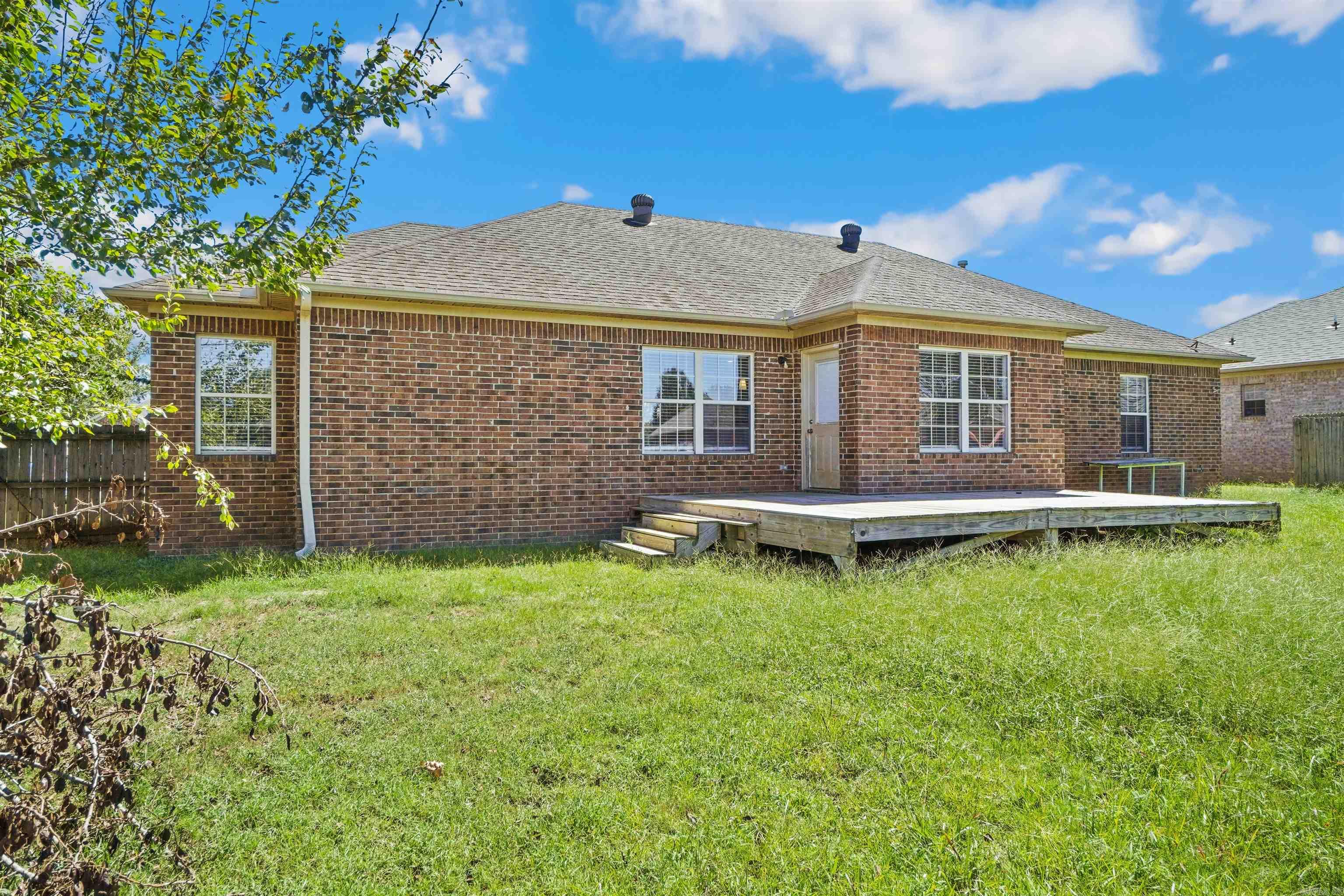 2411 Palisade Drive