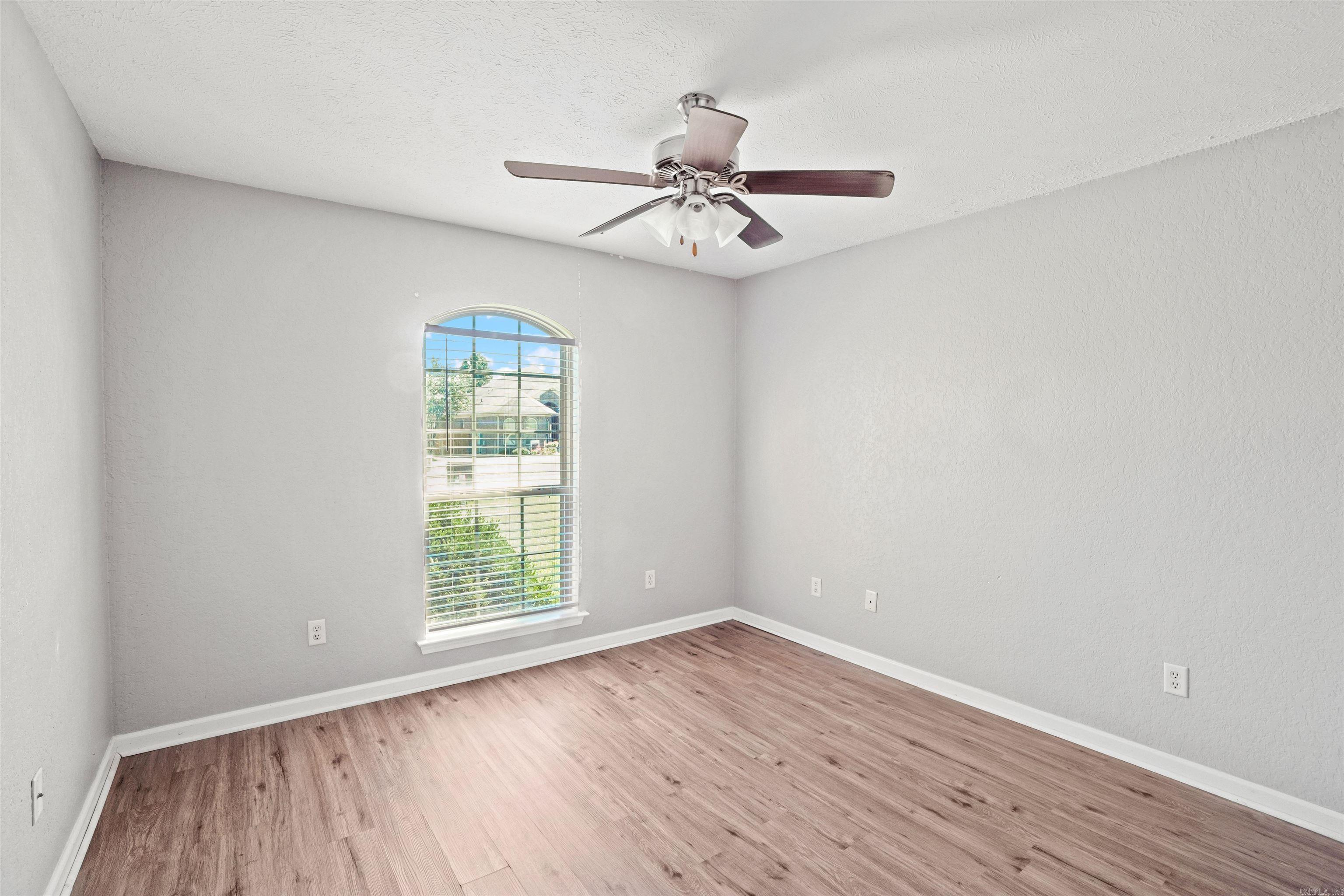 2411 Palisade Drive