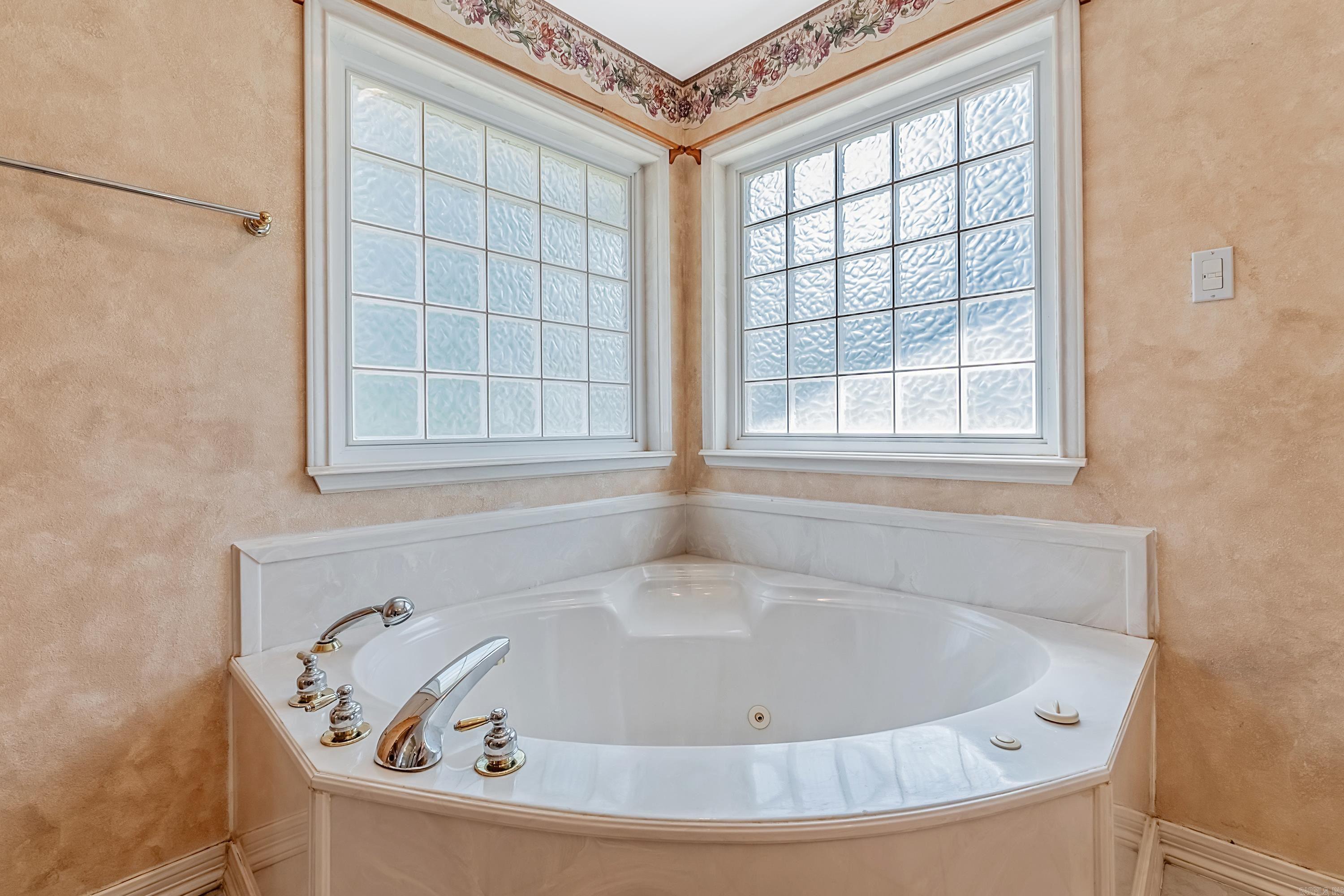 7501 Old Tom Box Road