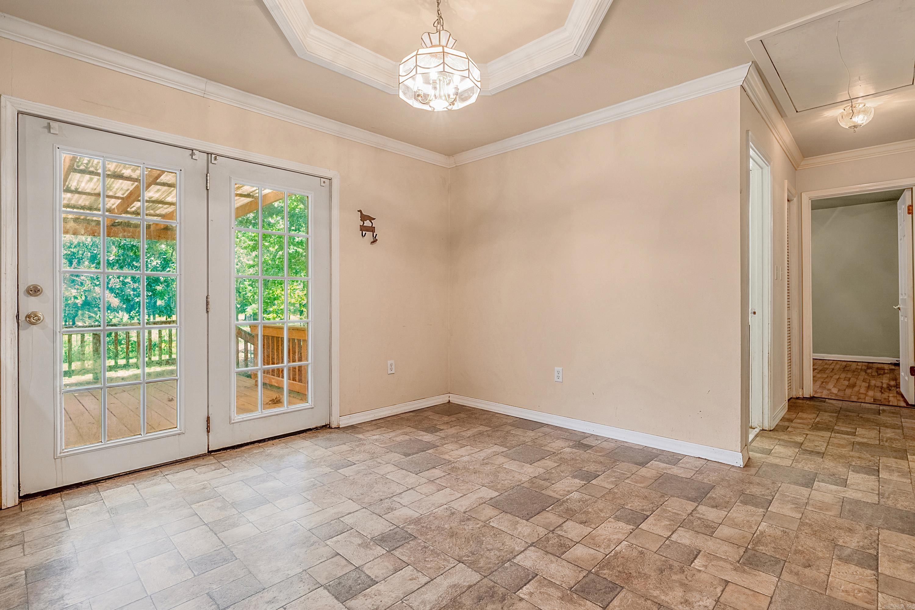 7501 Old Tom Box Road