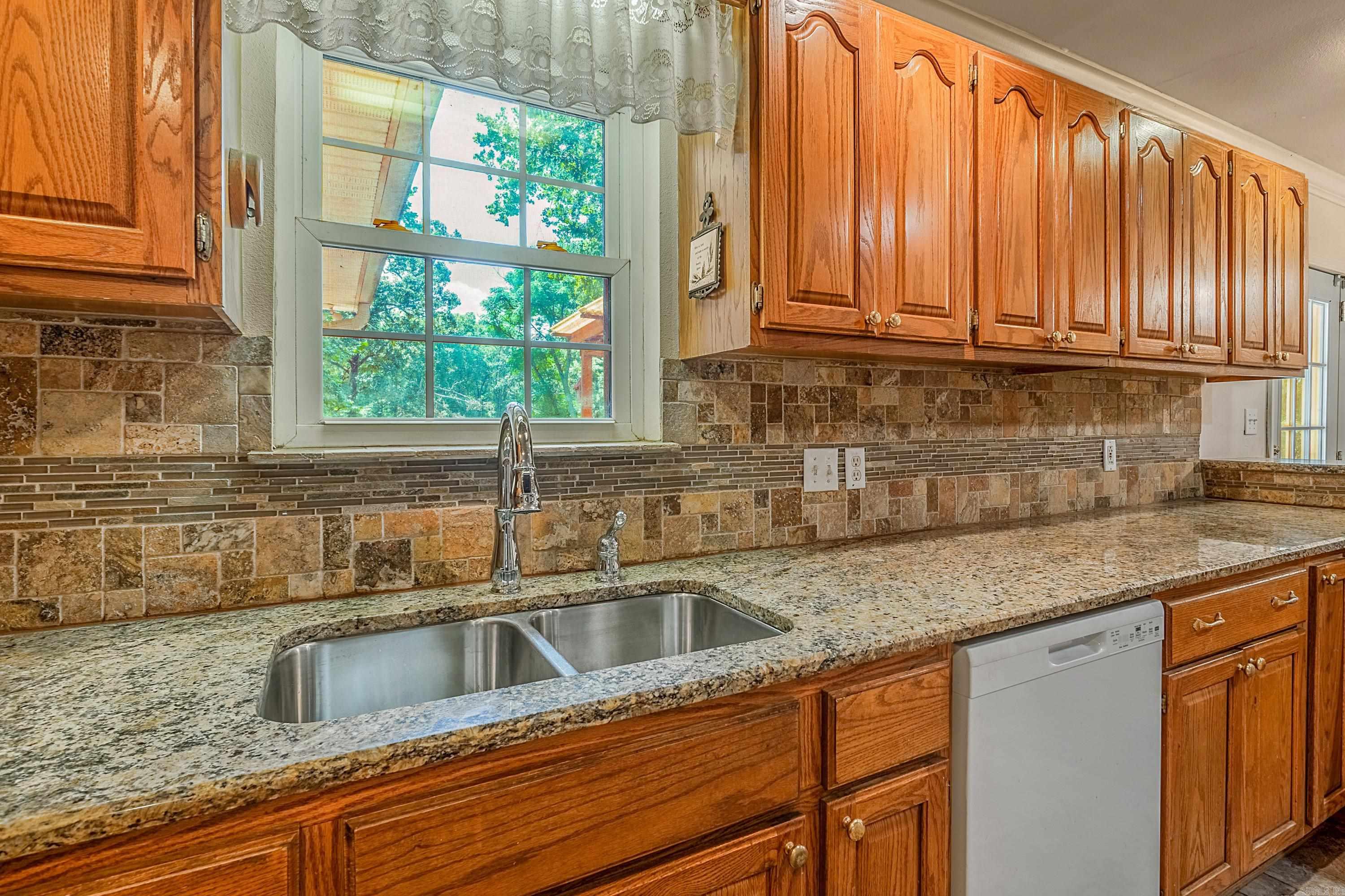 7501 Old Tom Box Road