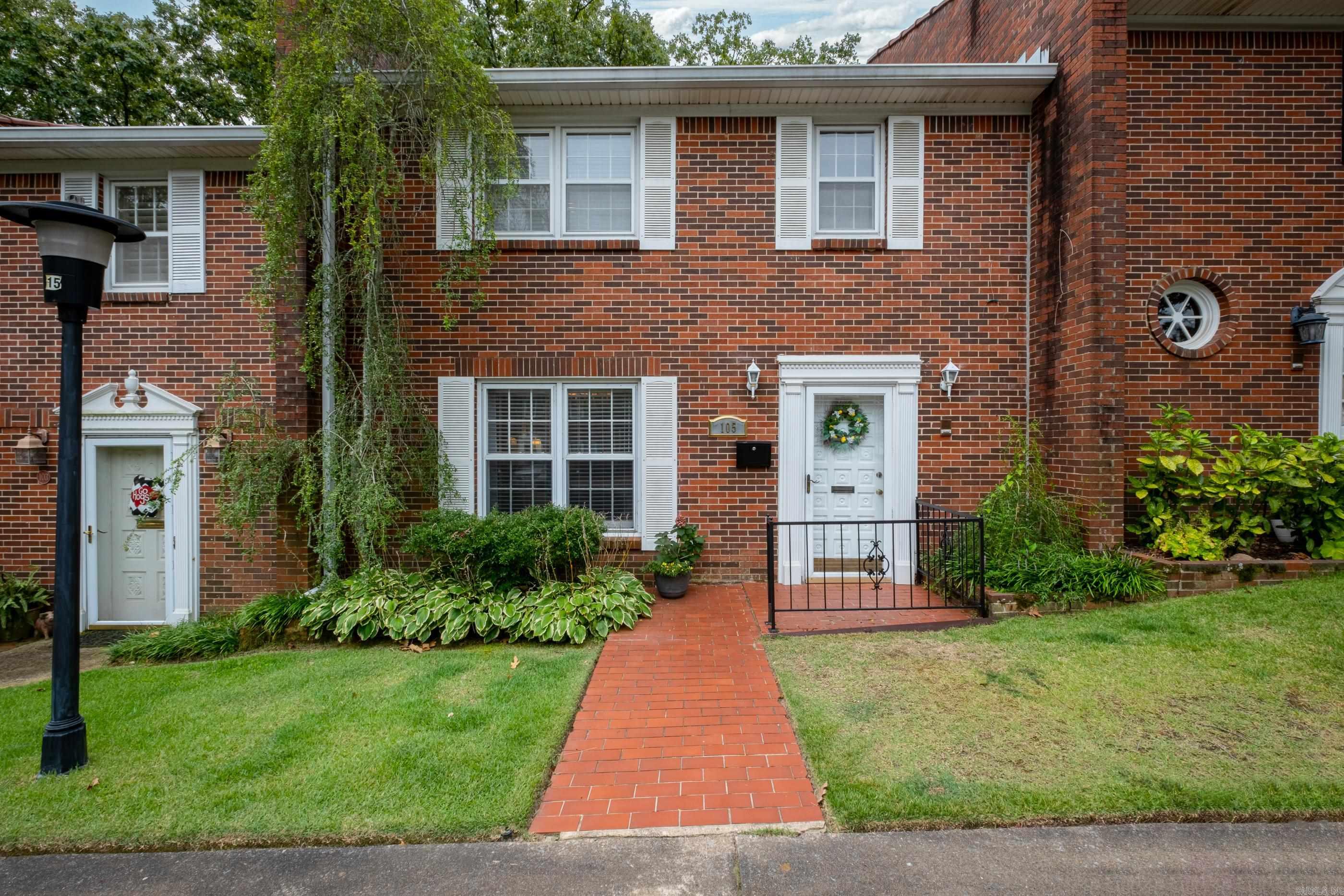 105 Cambridge Place Drive