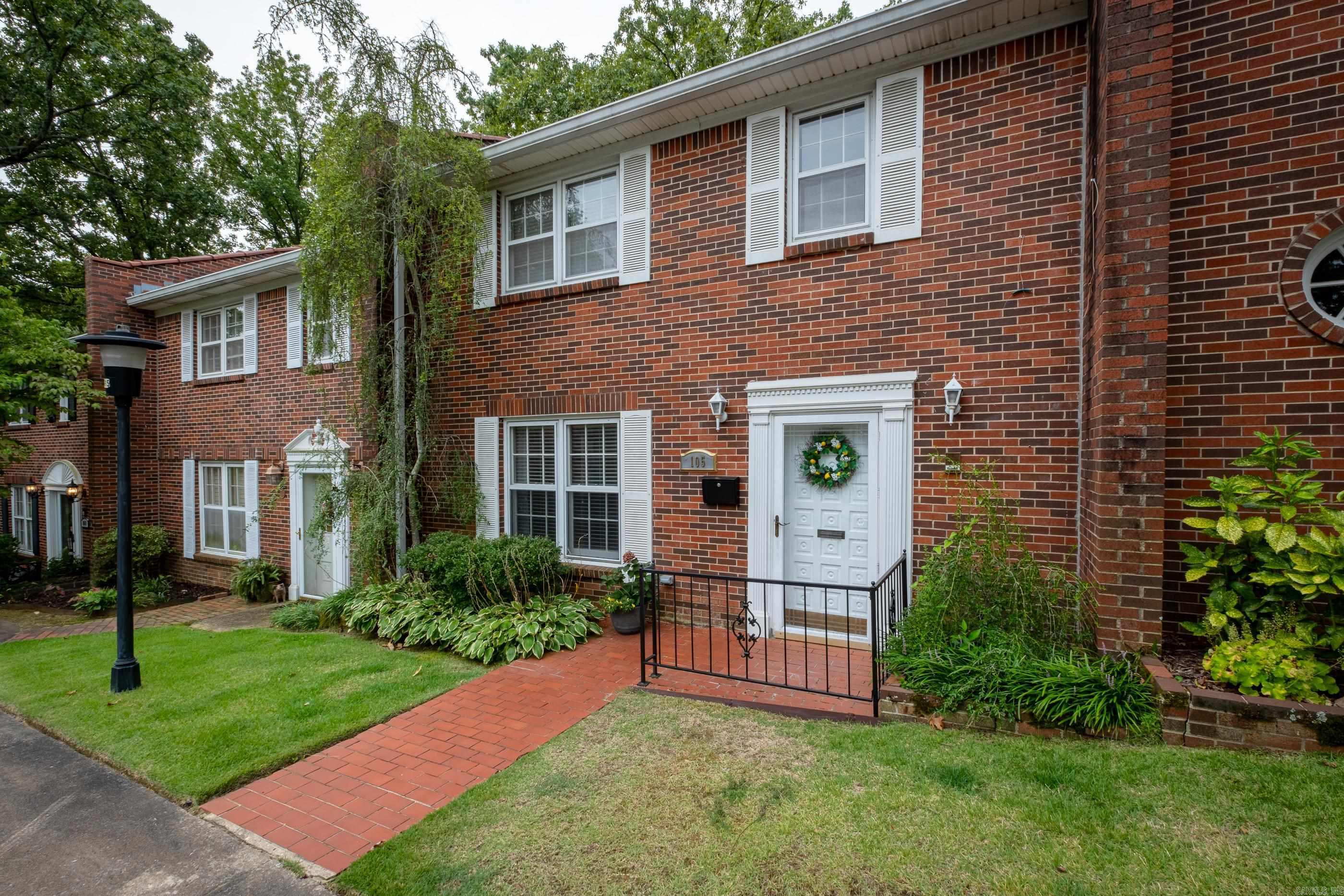 105 Cambridge Place Drive