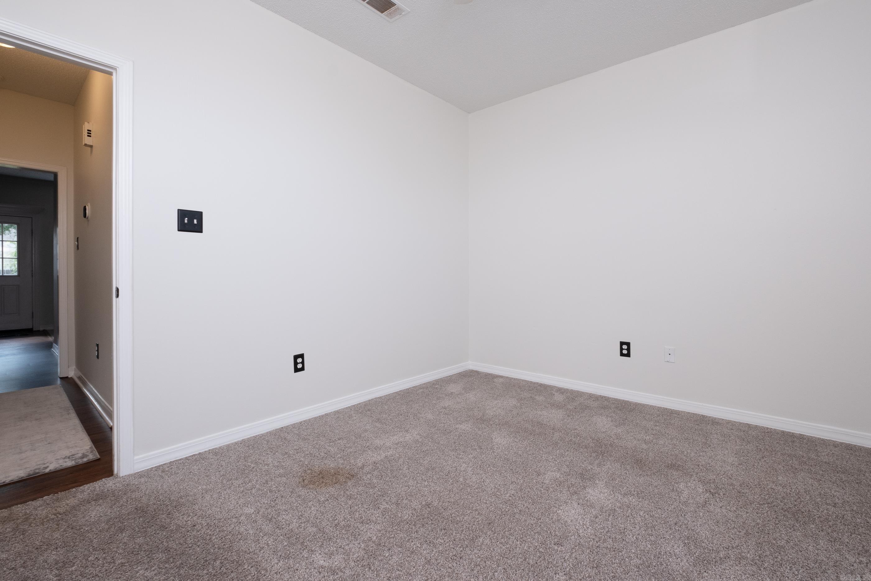 14 Westfield Circle