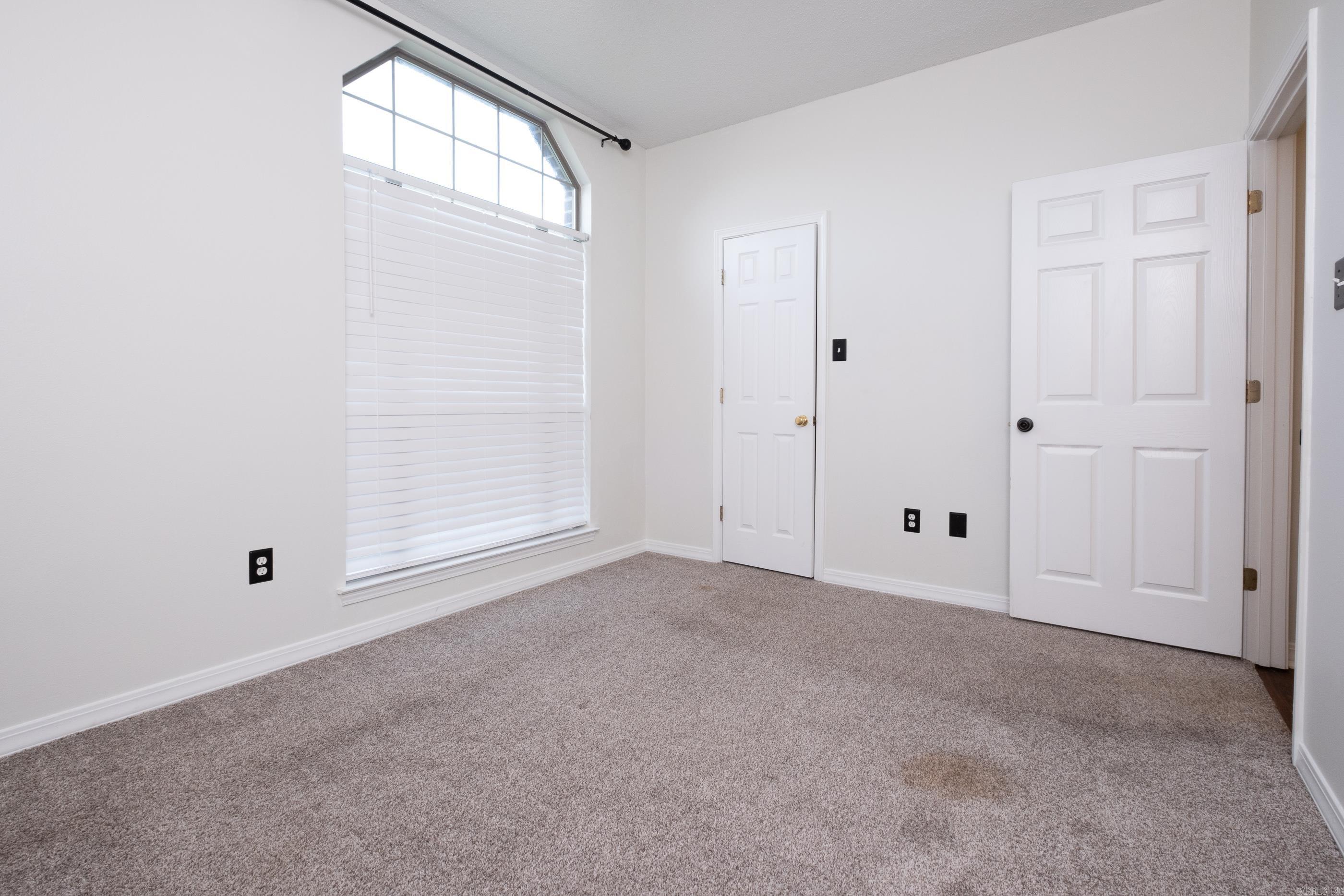14 Westfield Circle