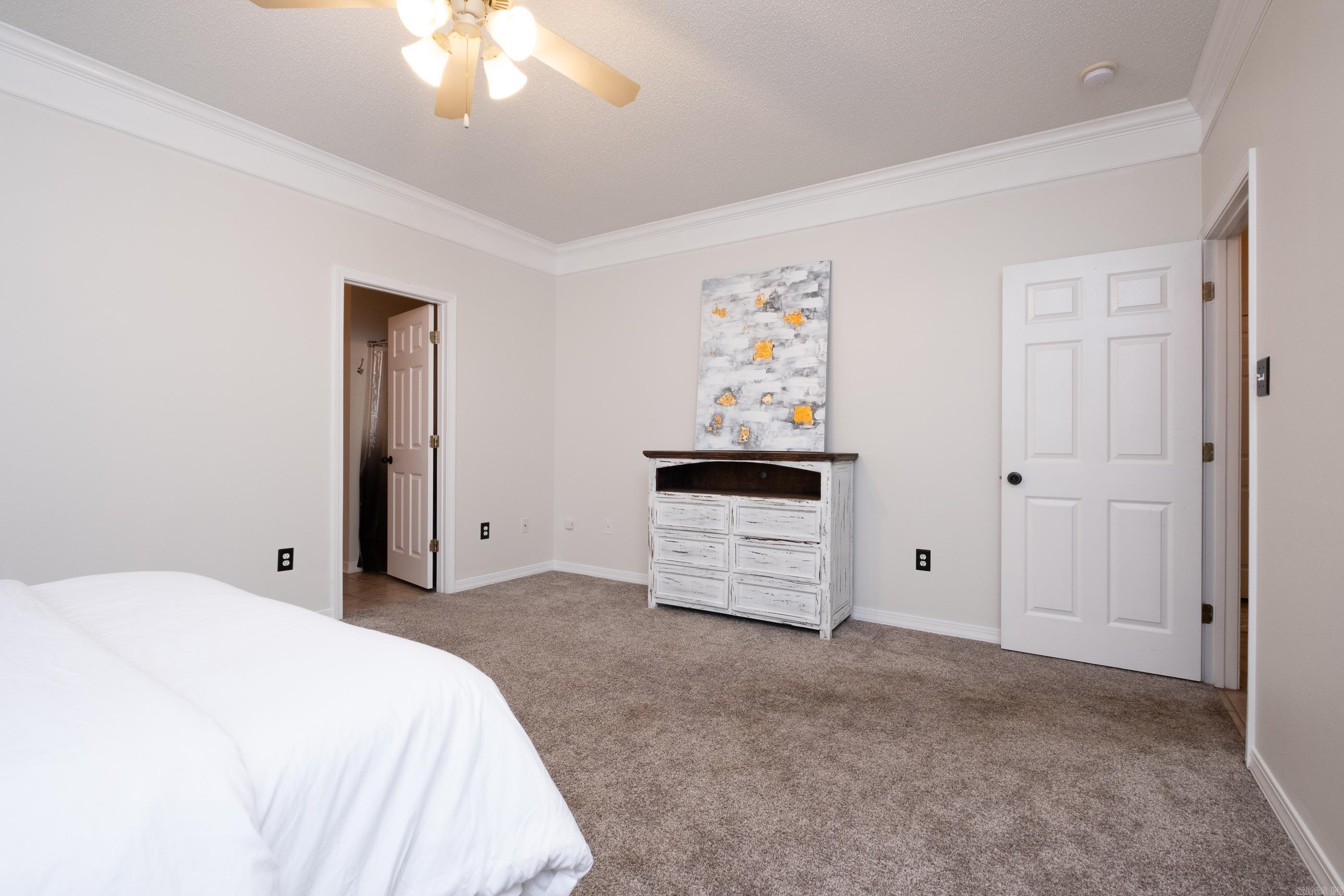 14 Westfield Circle