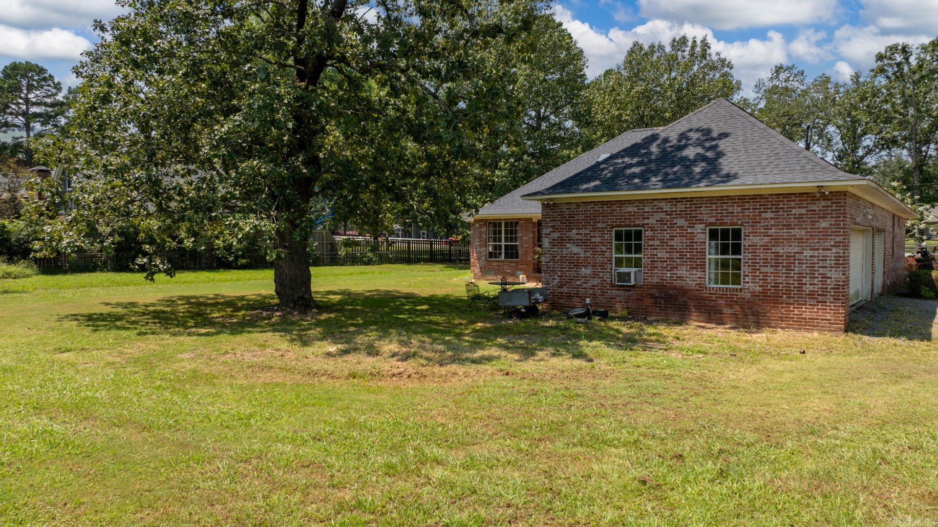 15116 Cedar Heights Rd