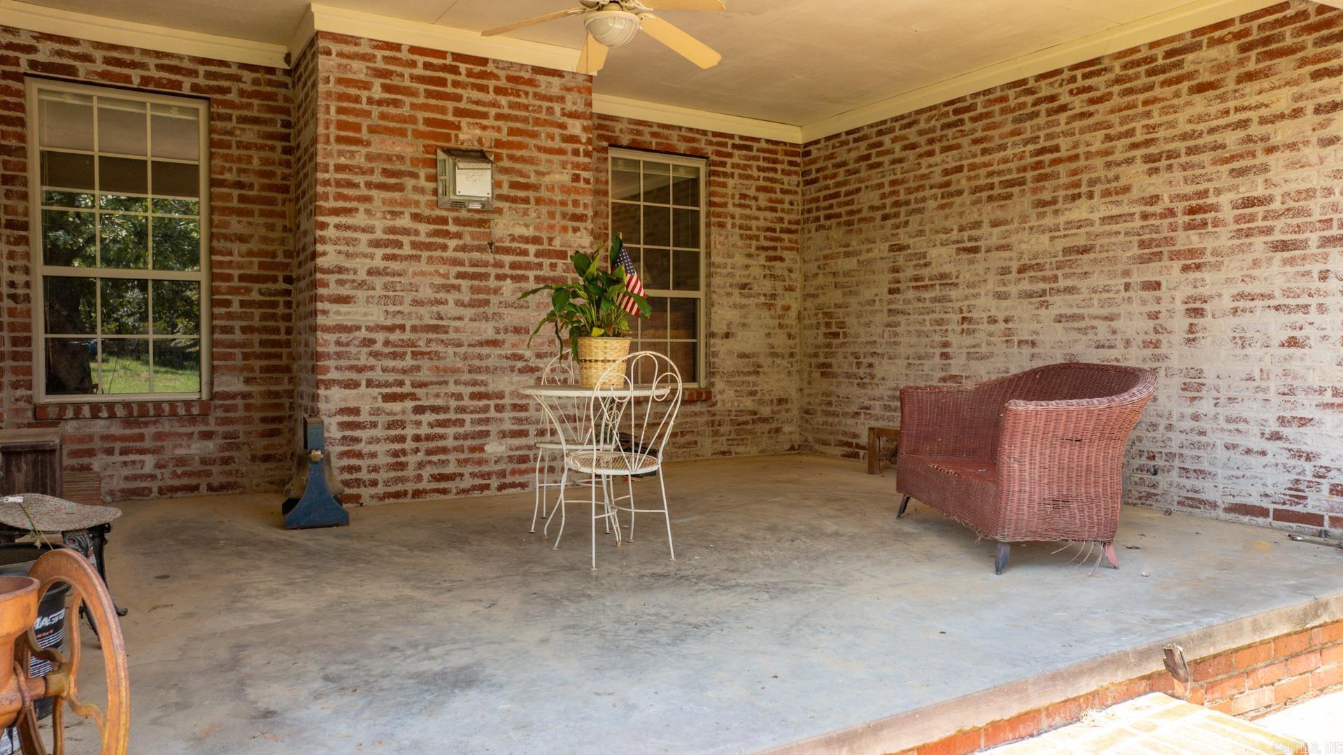 15116 Cedar Heights Rd