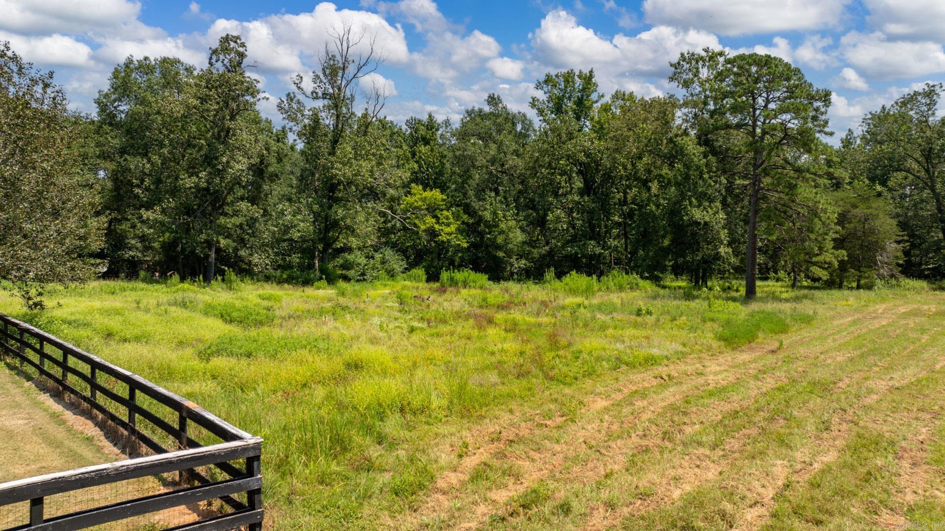 15116 Cedar Heights Rd