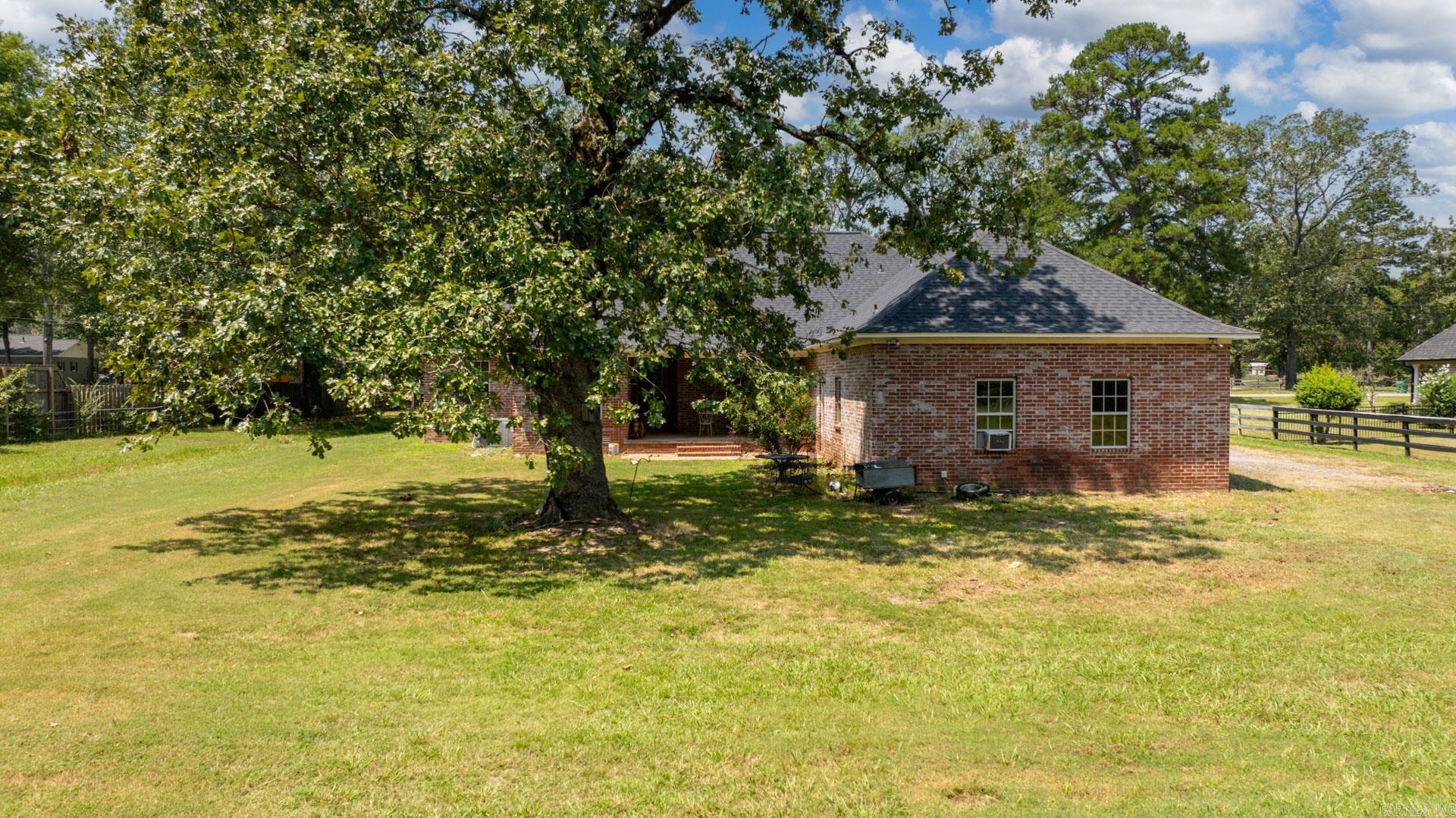 15116 Cedar Heights Rd