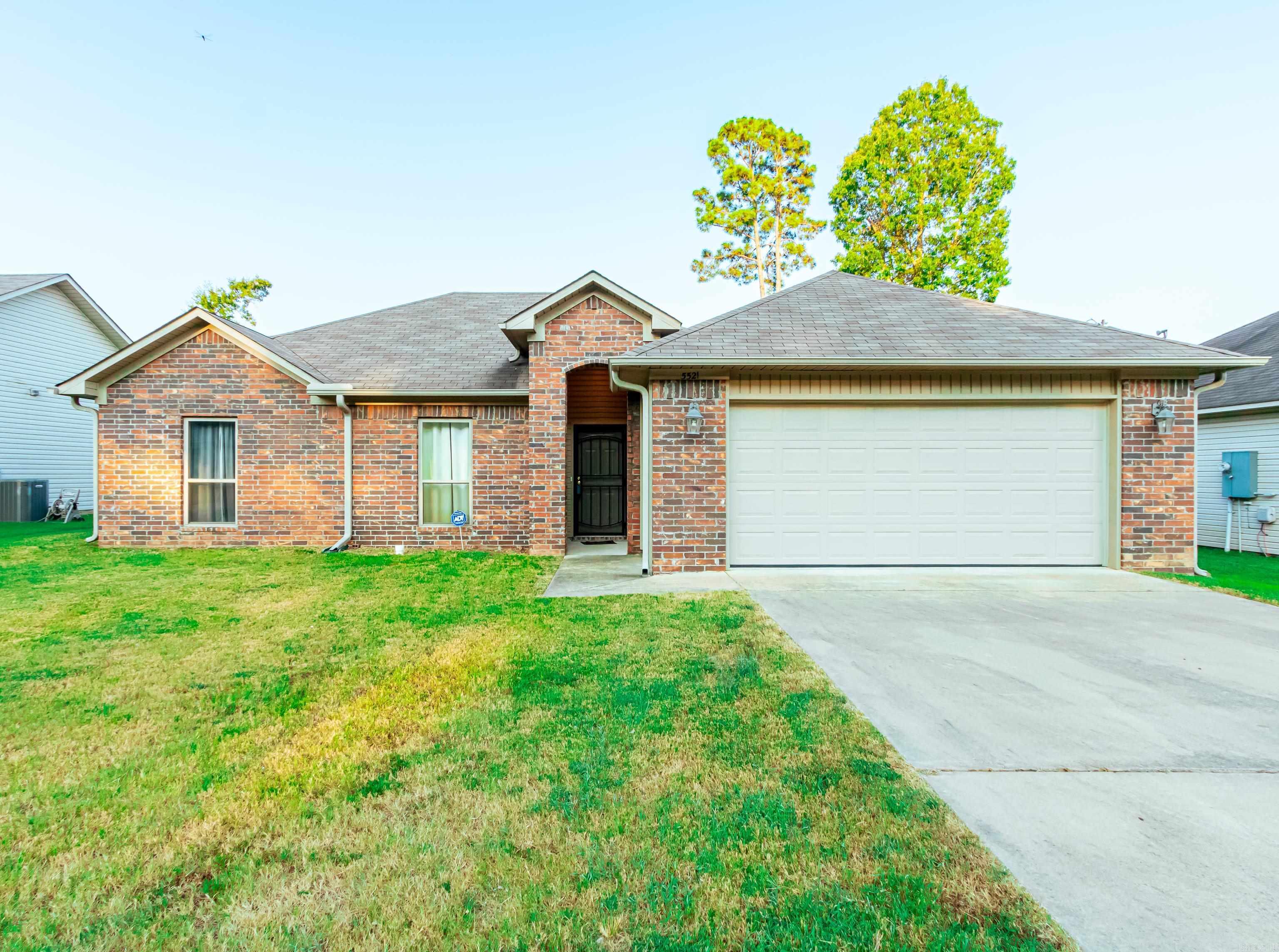 5521 Greenwood Acres Boulevard