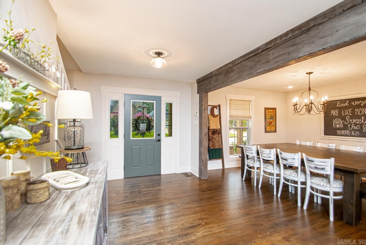 1030 Cambridge Circle