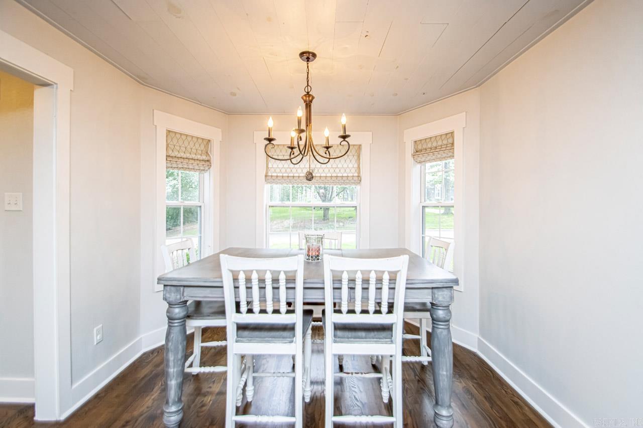 1030 Cambridge Circle