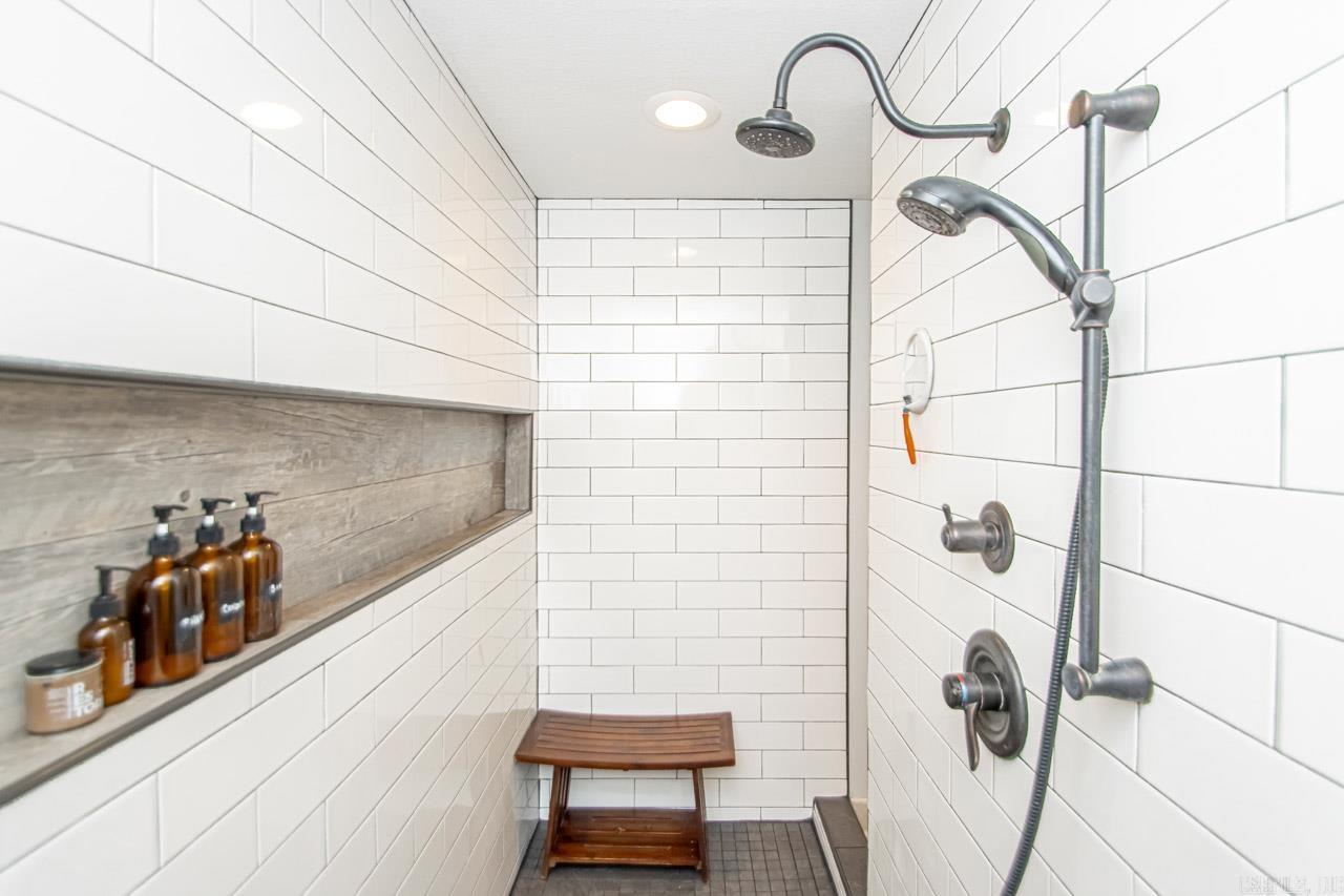 1030 Cambridge Circle