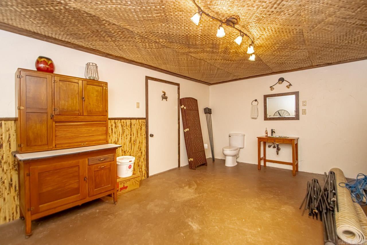 1030 Cambridge Circle