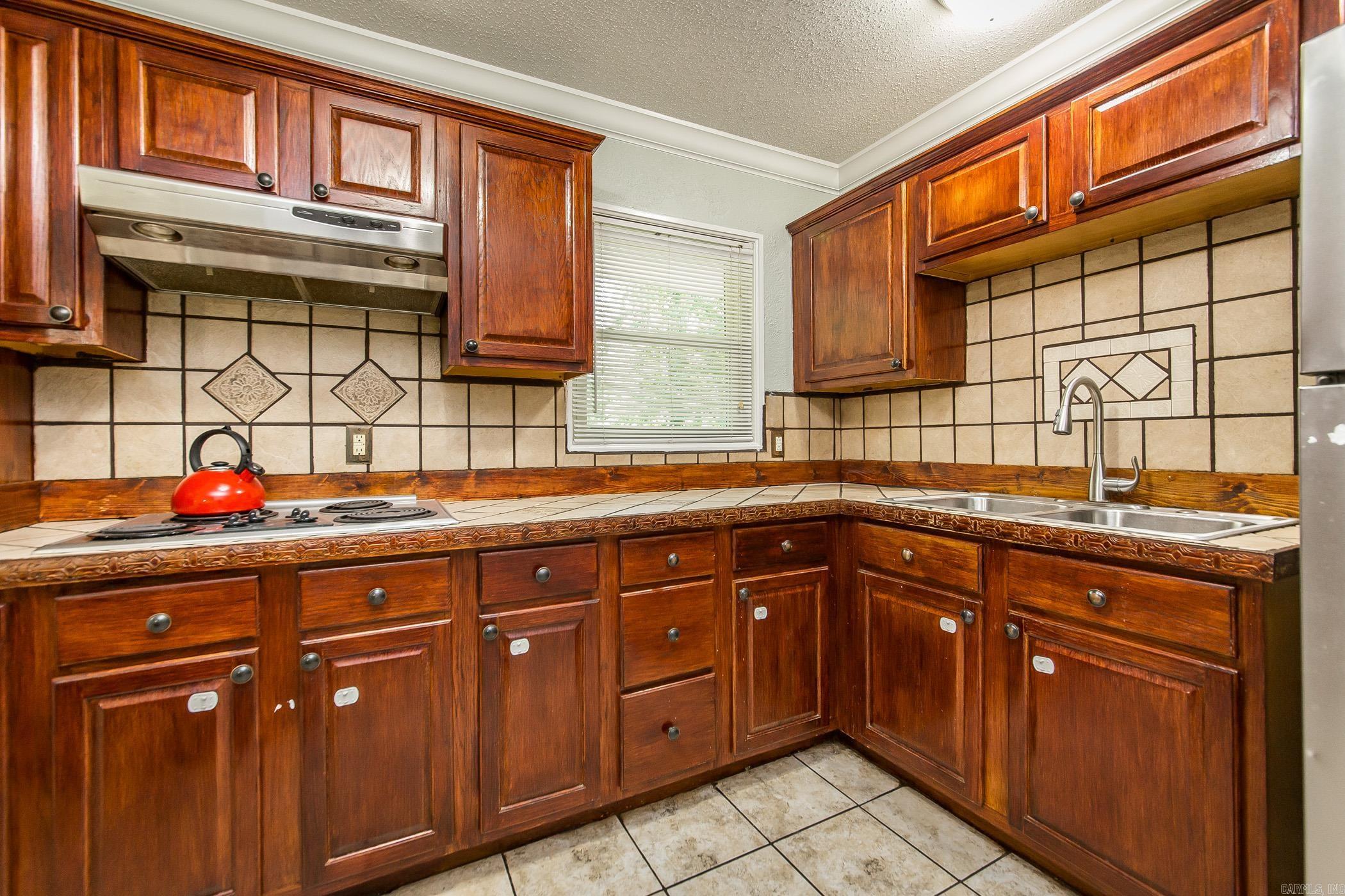 11 Edgemont Drive