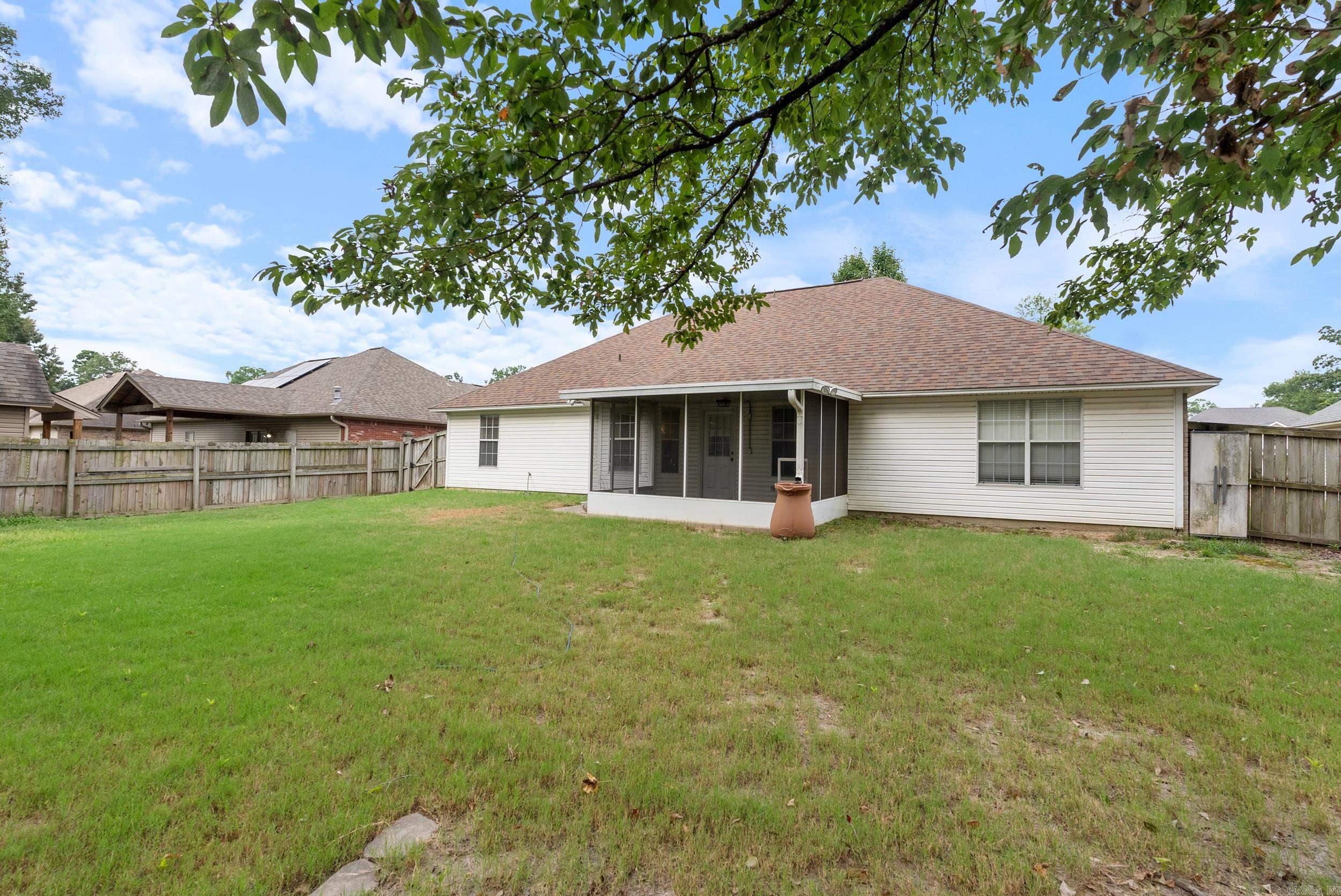 1402 Pleasant Pointe Circle