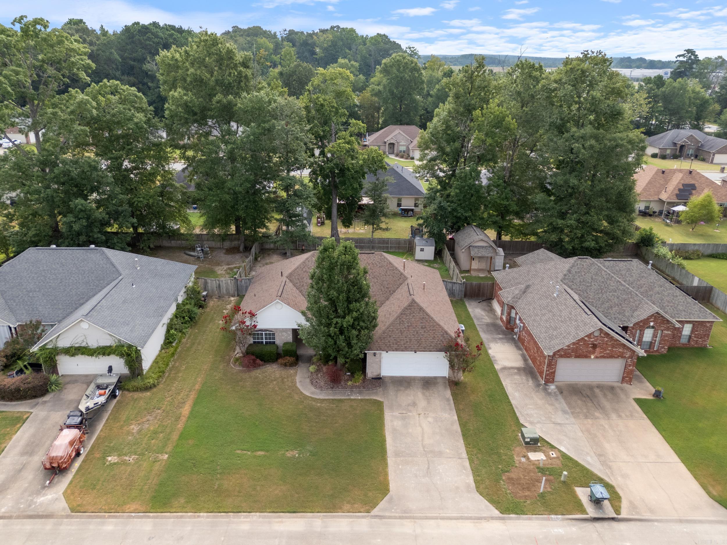 1402 Pleasant Pointe Circle