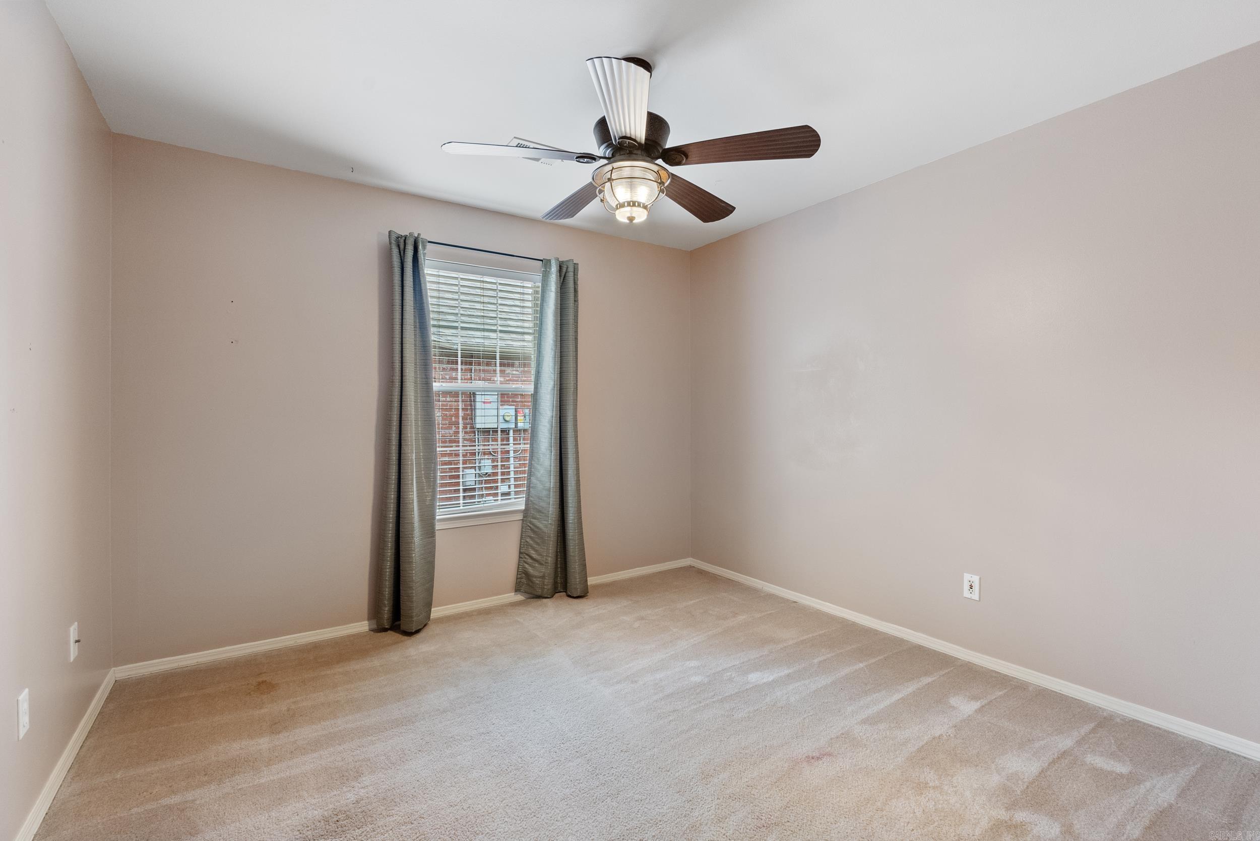 1402 Pleasant Pointe Circle