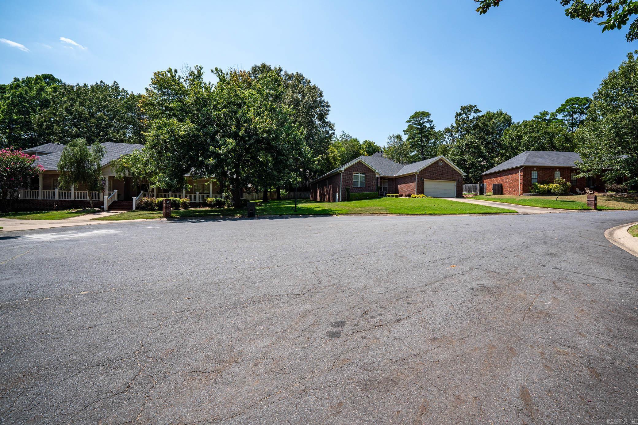 8 Bernay Drive