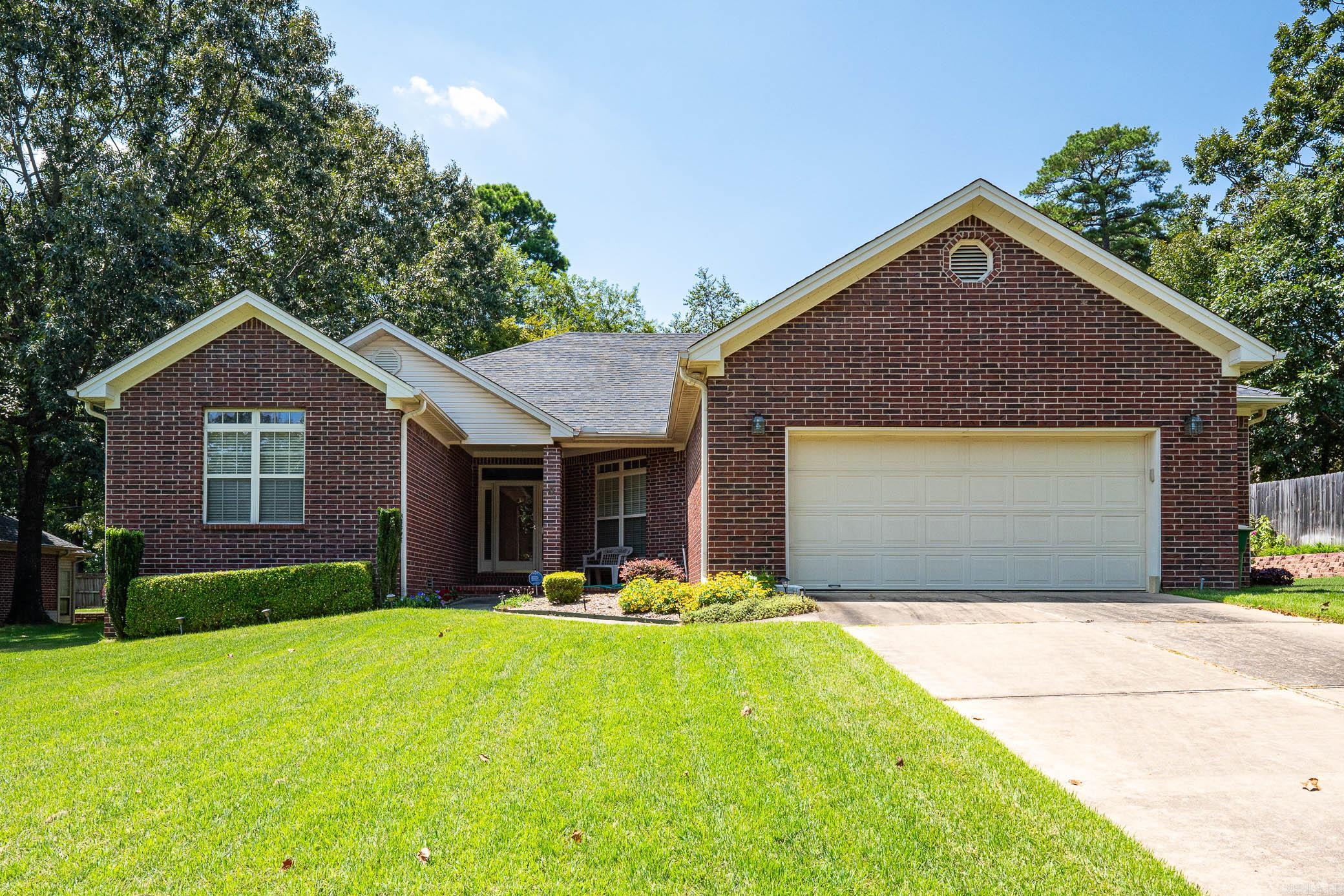 8 Bernay Drive