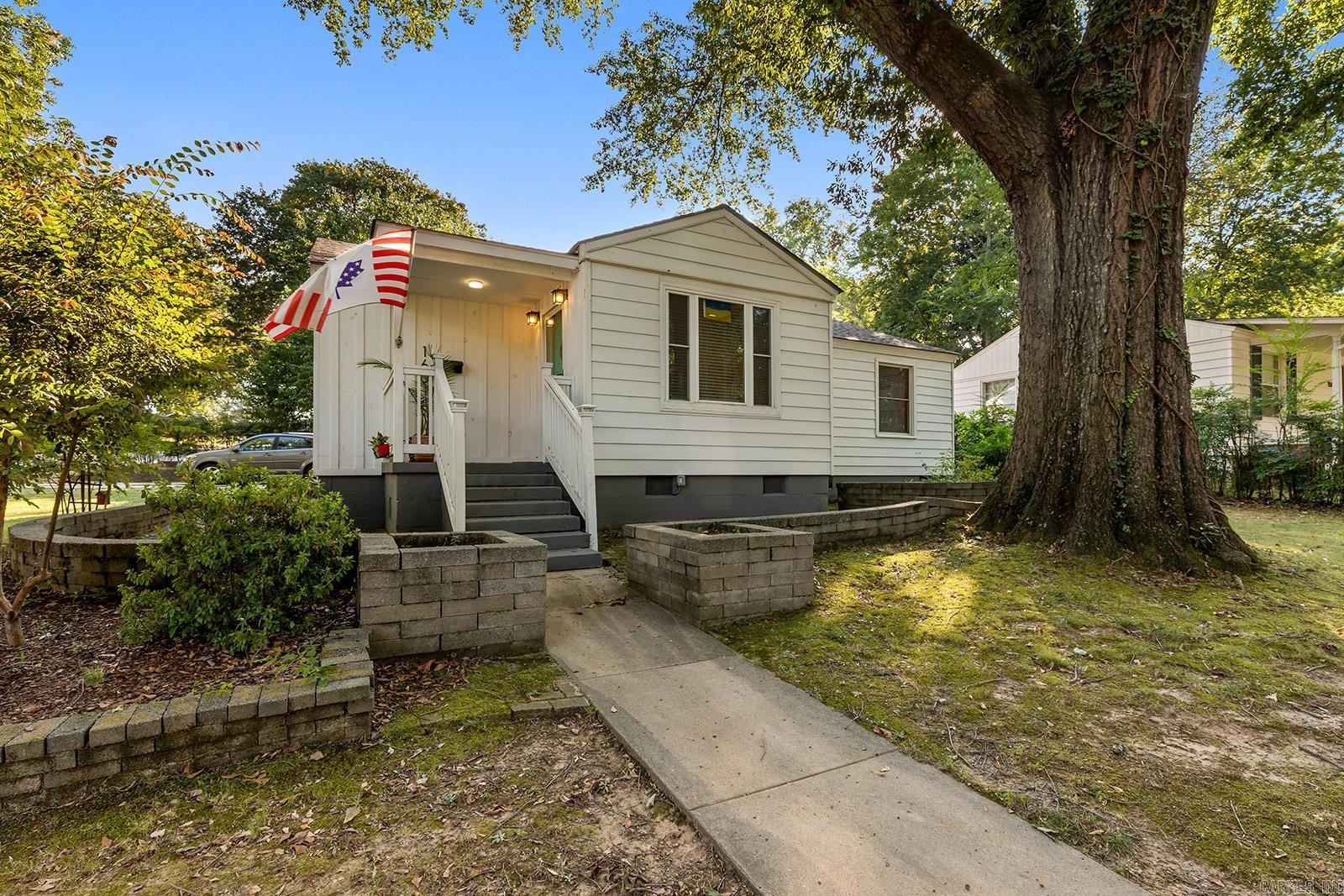 160 Sheridan Road