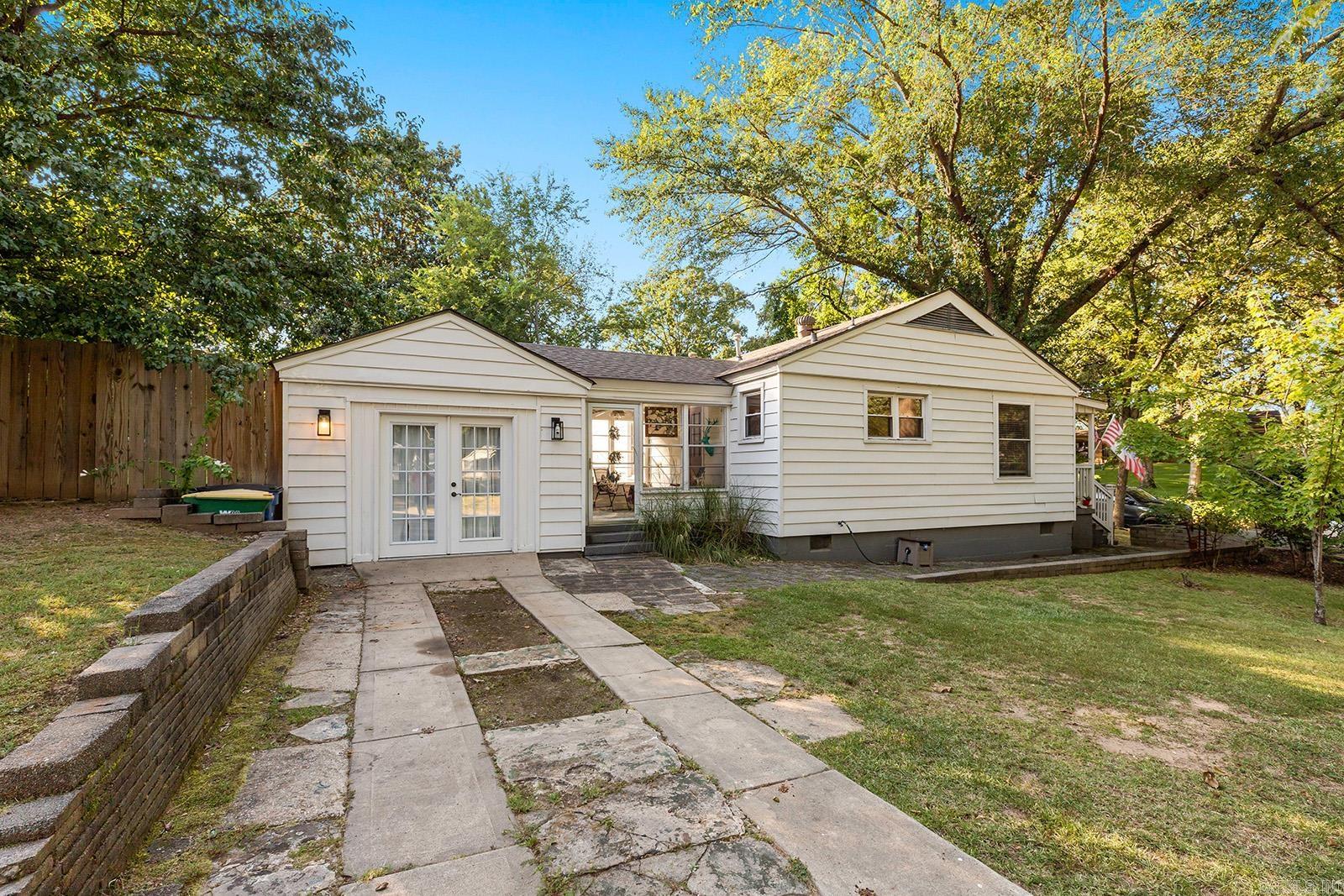 160 Sheridan Road
