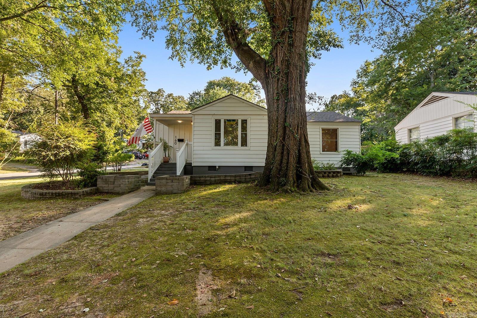 160 Sheridan Road